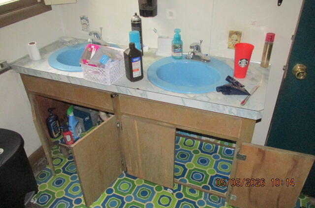 207 Cherry Street Allegan MI 49010