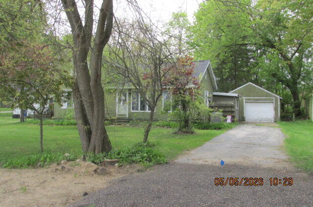 207 Cherry Street Allegan MI 49010