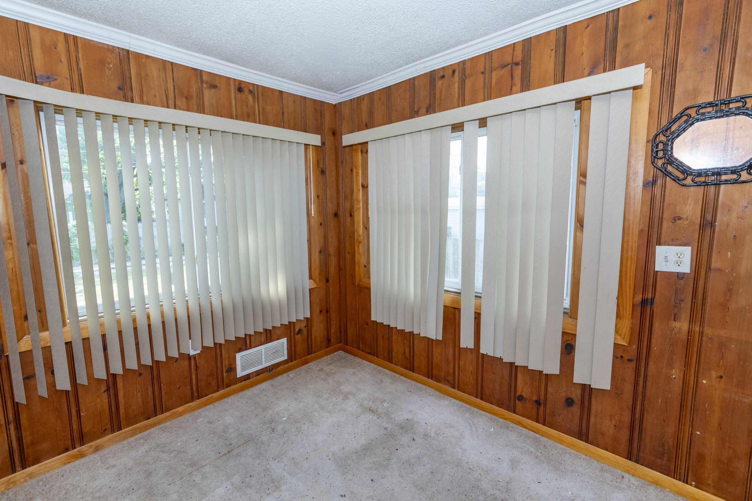 847 Colfax Avenue Benton Harbor MI 49022