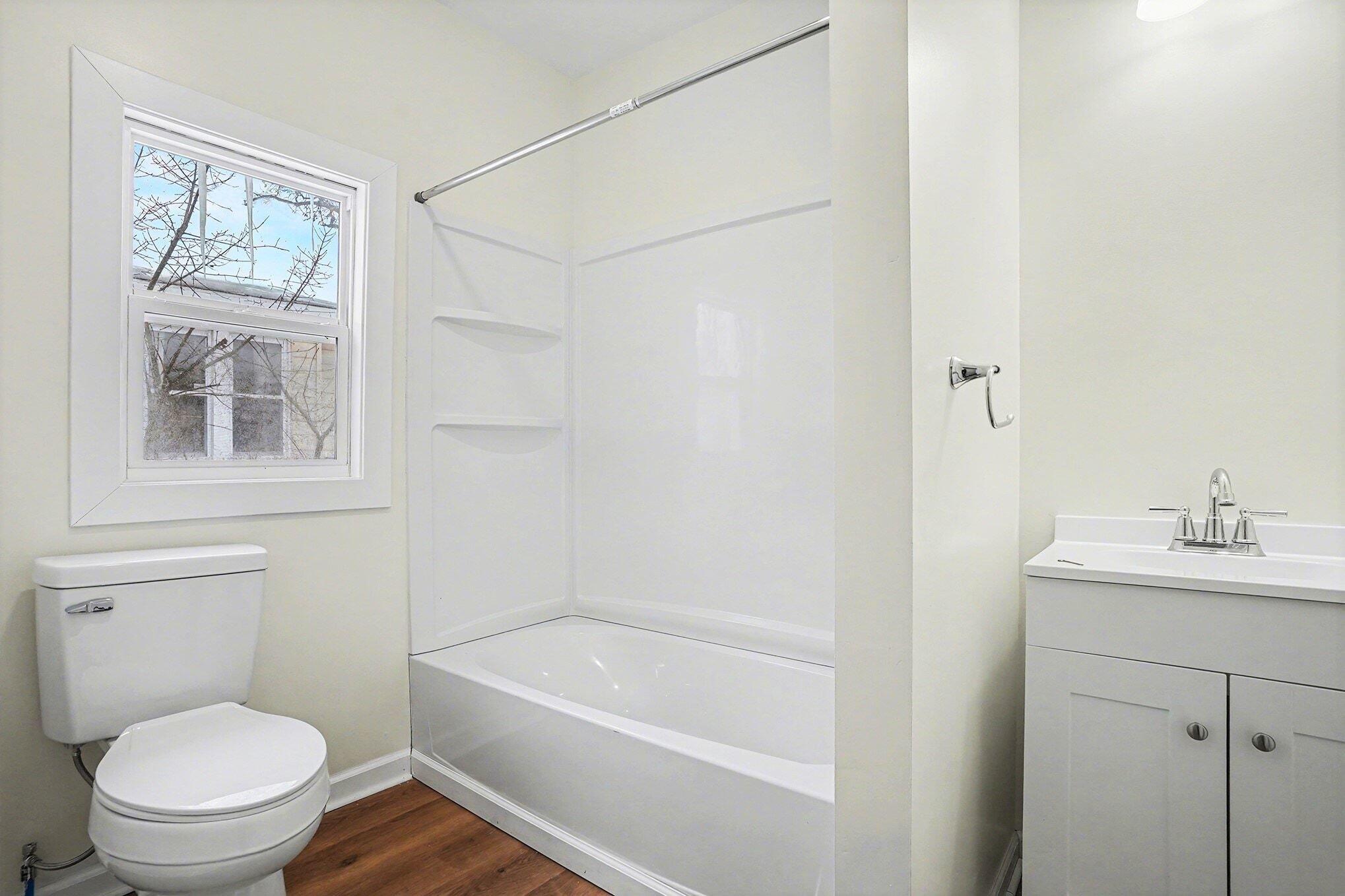 452 Leonard Avenue Muskegon MI 49442