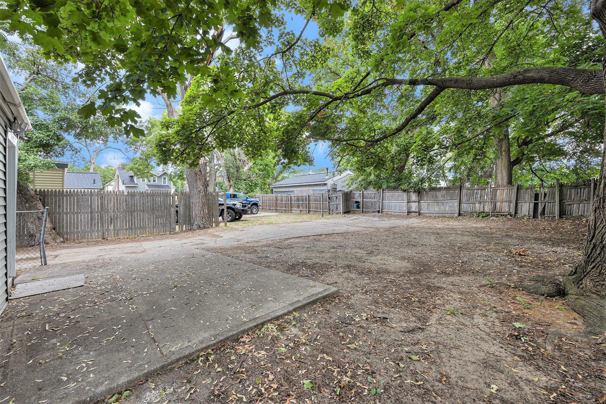 1053 Watkins Street SE Grand Rapids MI 49507