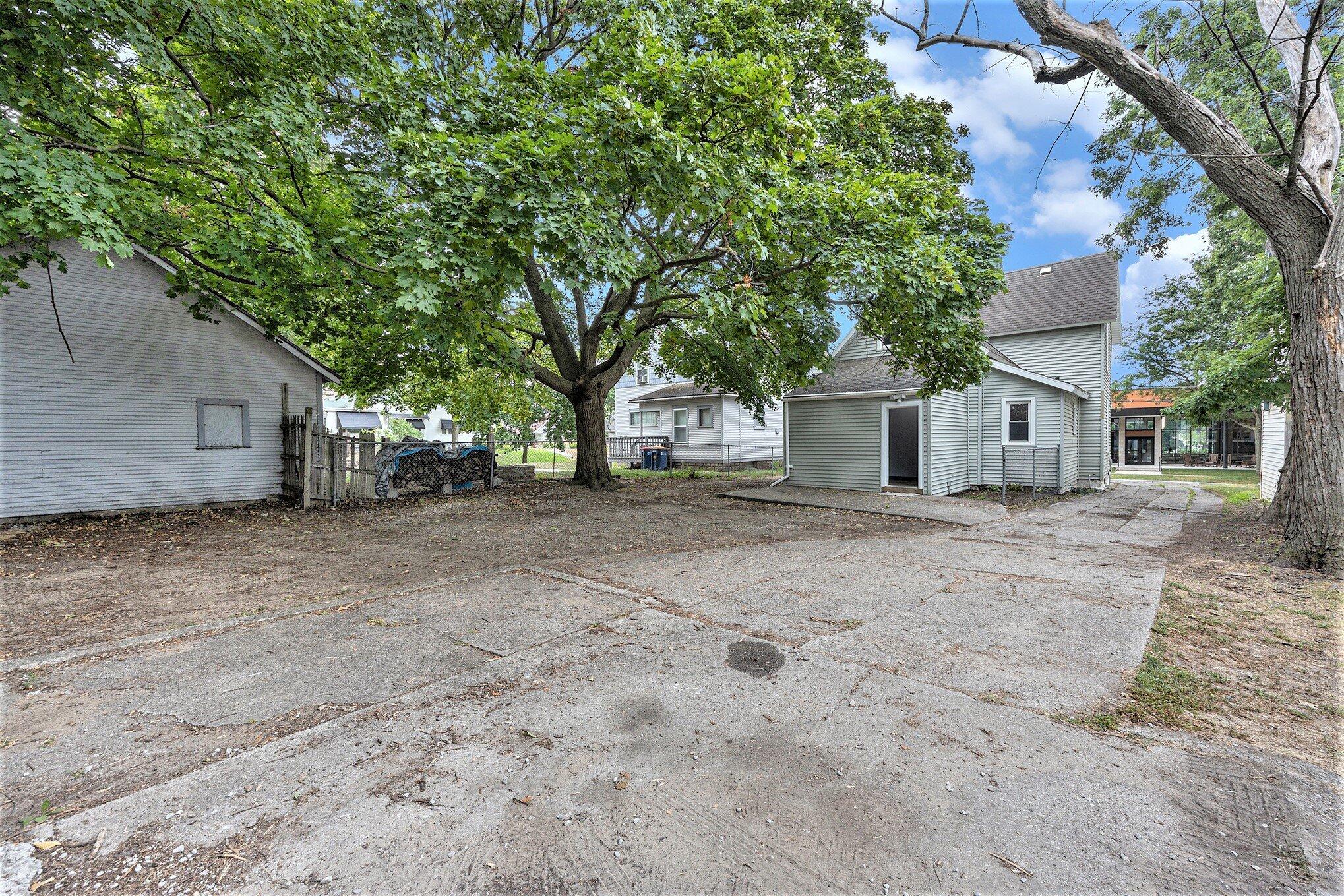 1053 Watkins Street SE Grand Rapids MI 49507