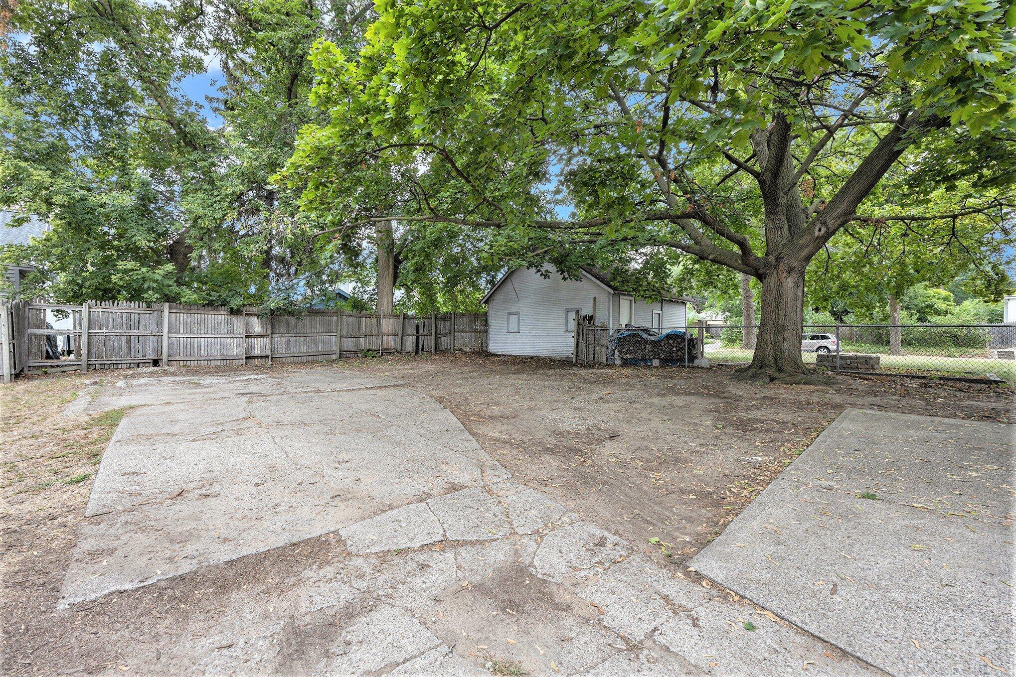 1053 Watkins Street SE Grand Rapids MI 49507