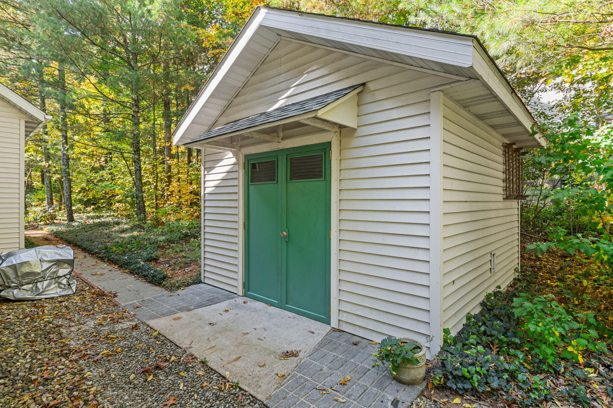 3845 Forest Trail Allegan MI 49010