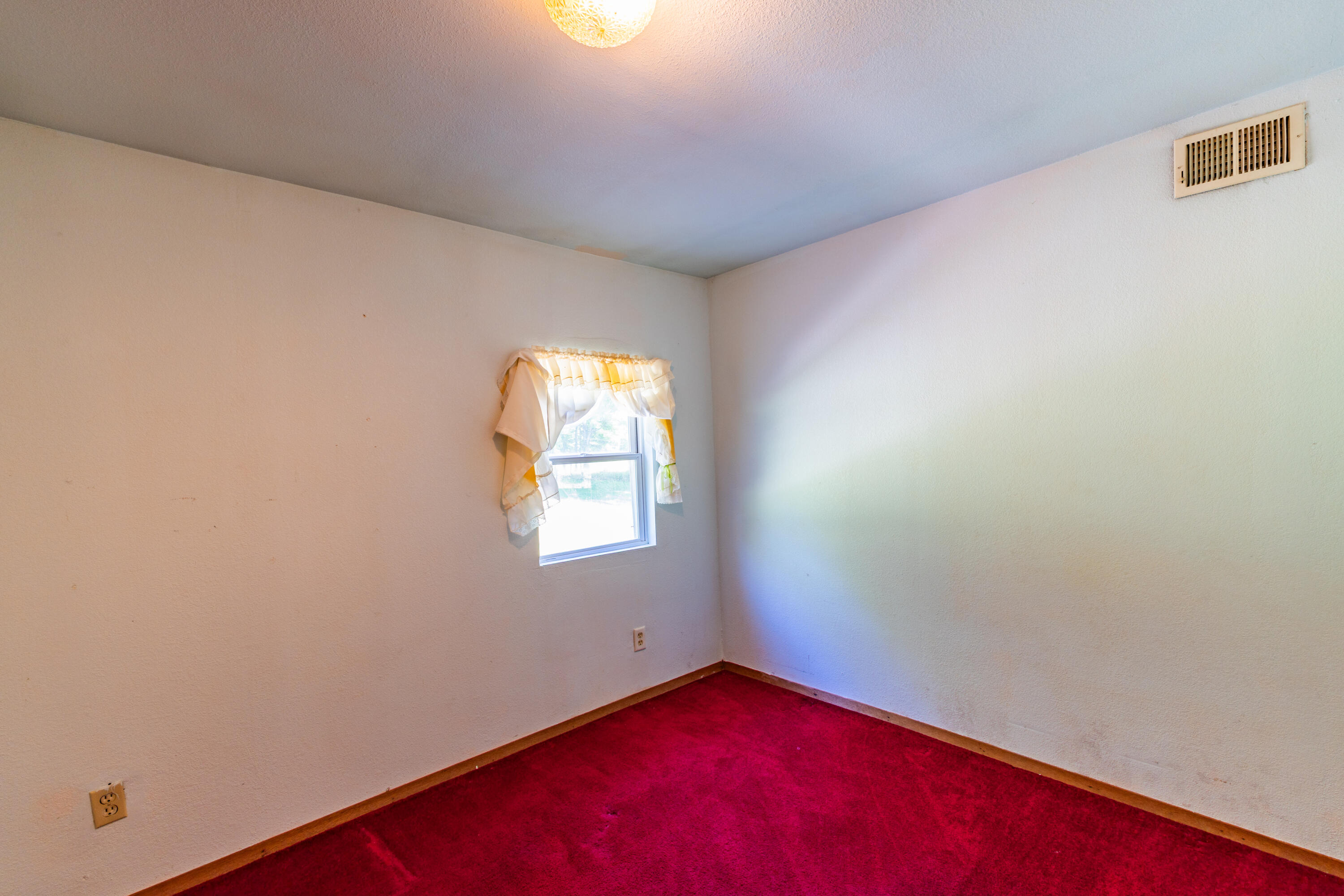 2217 54th Street Fennville MI 49408