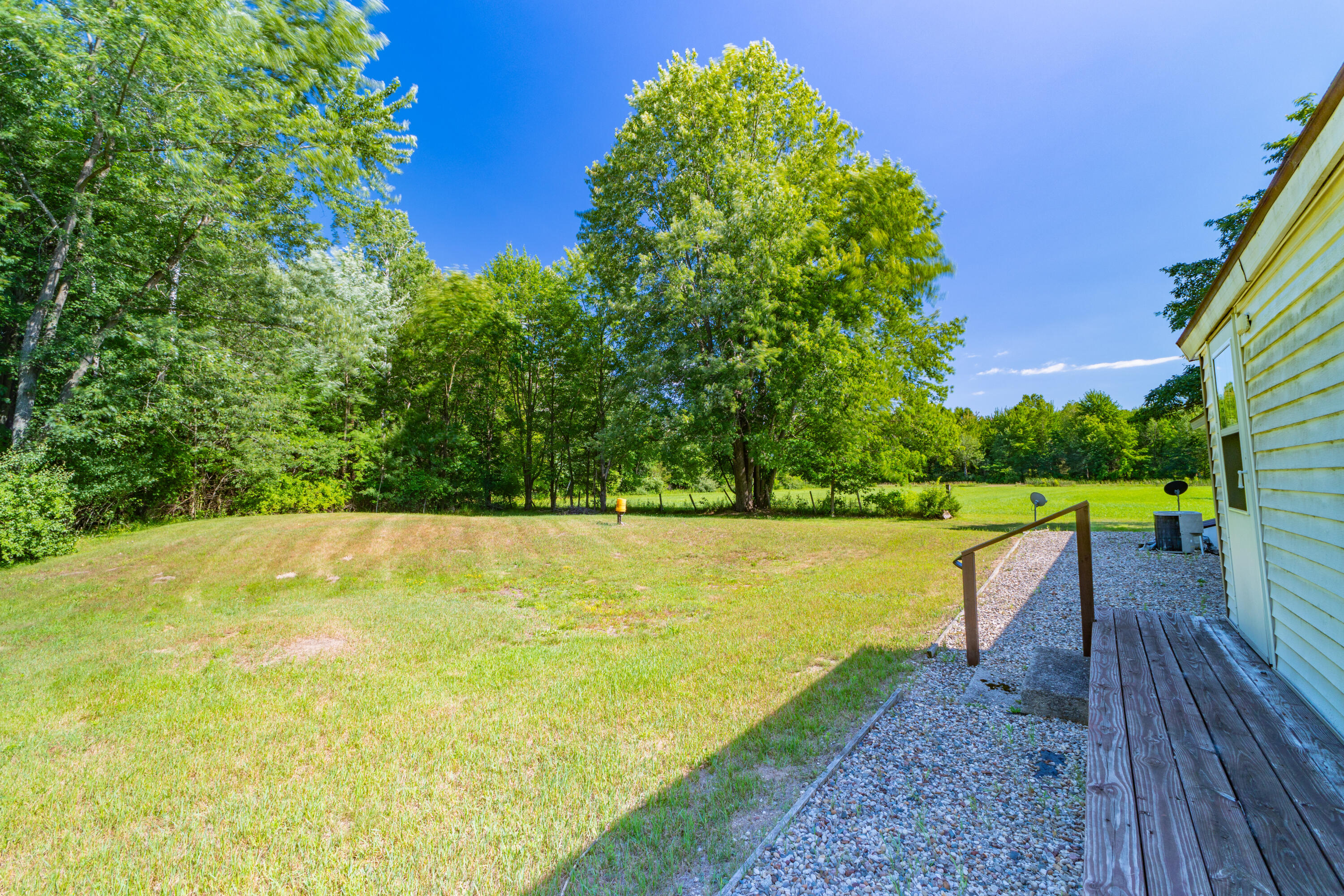2217 54th Street Fennville MI 49408