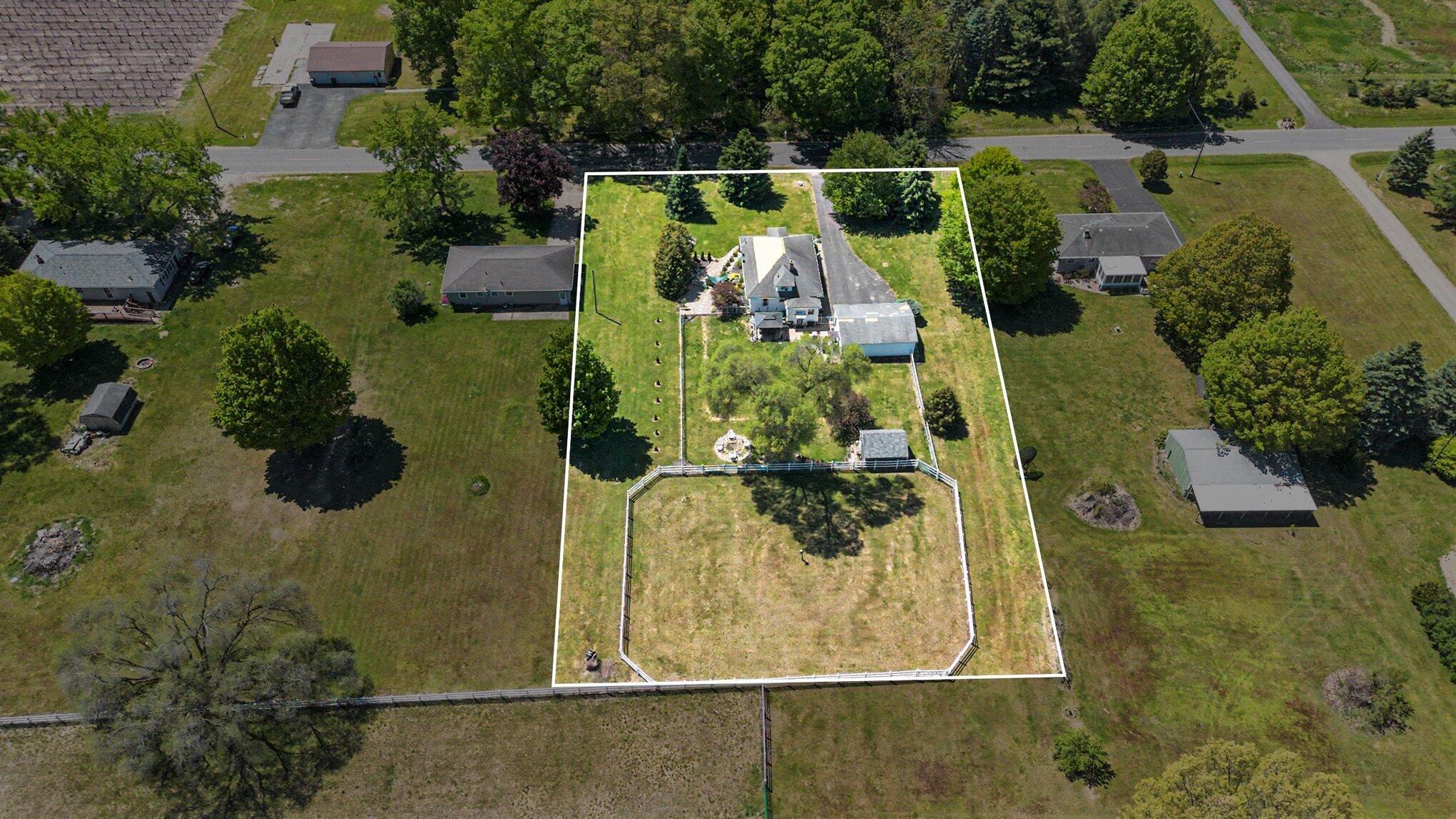 1165 S Bainbridge Center Road Benton Harbor MI 49022