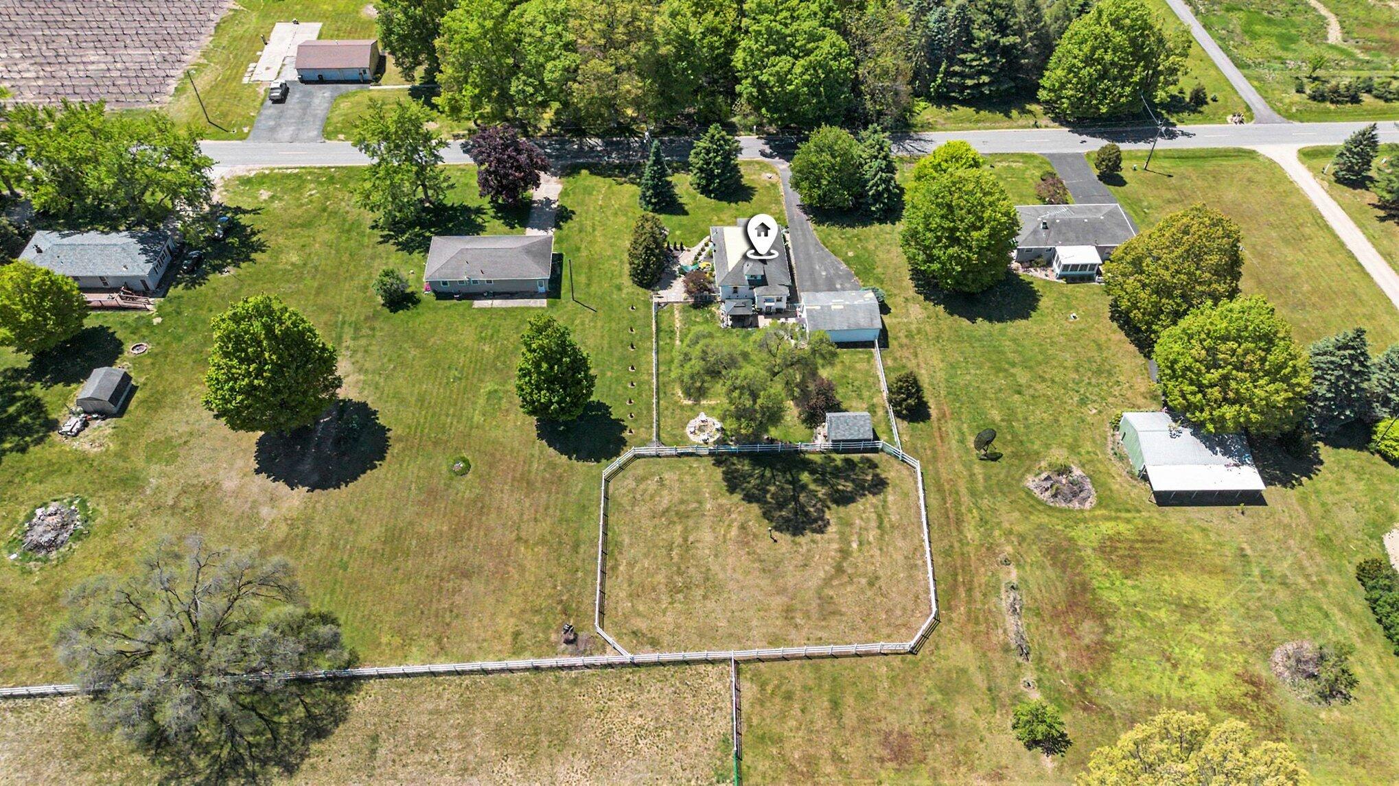 1165 S Bainbridge Center Road Benton Harbor MI 49022