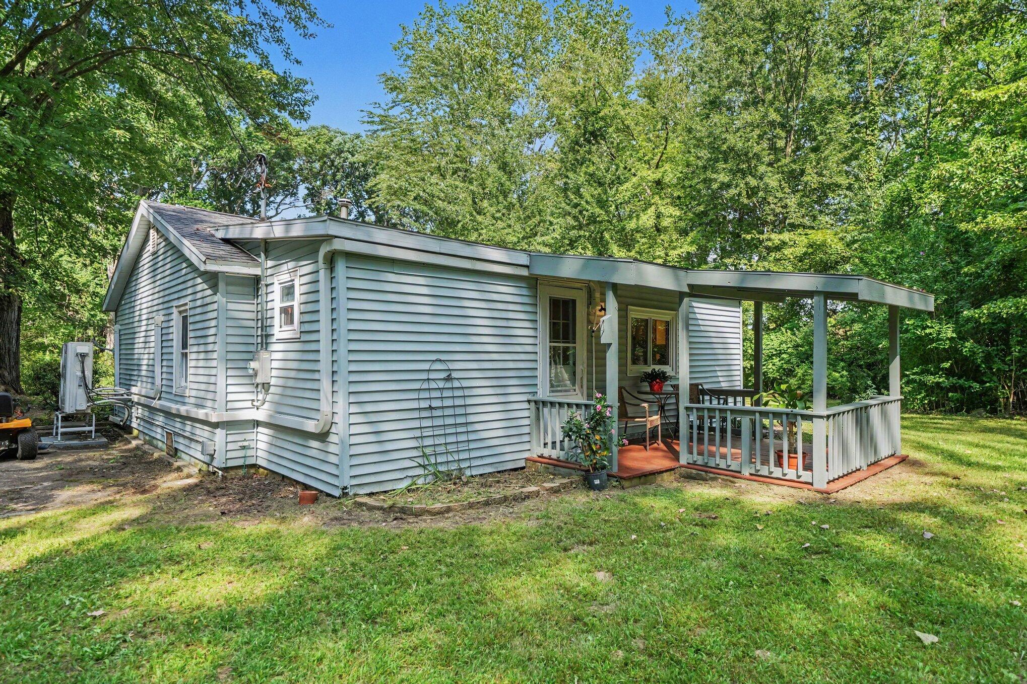 4650 Carmody Road Coloma MI 49038
