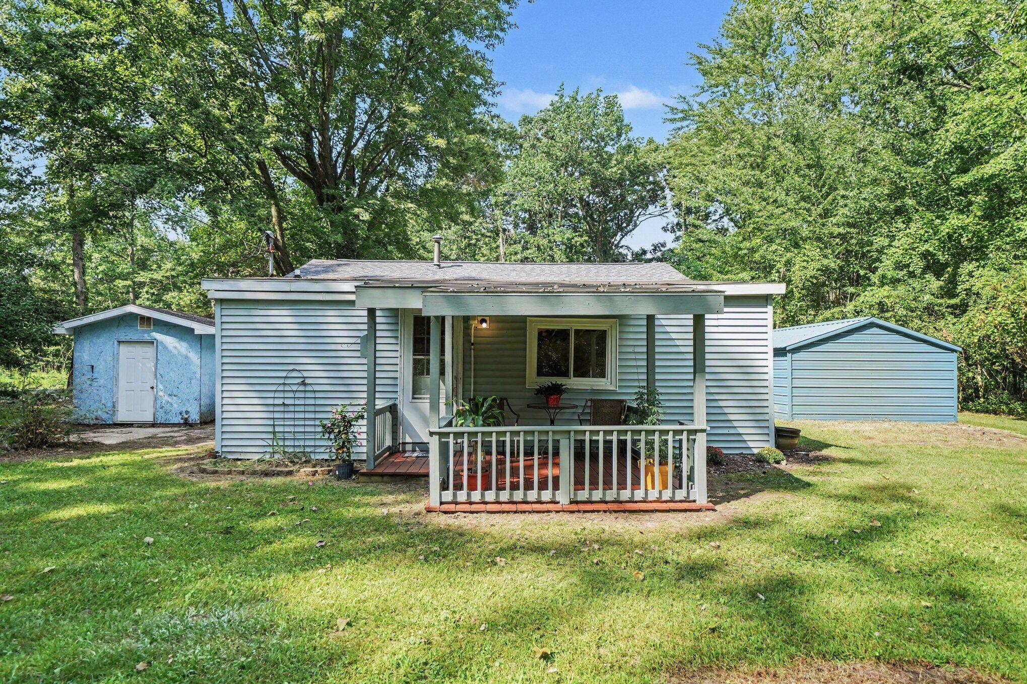 4650 Carmody Road Coloma MI 49038