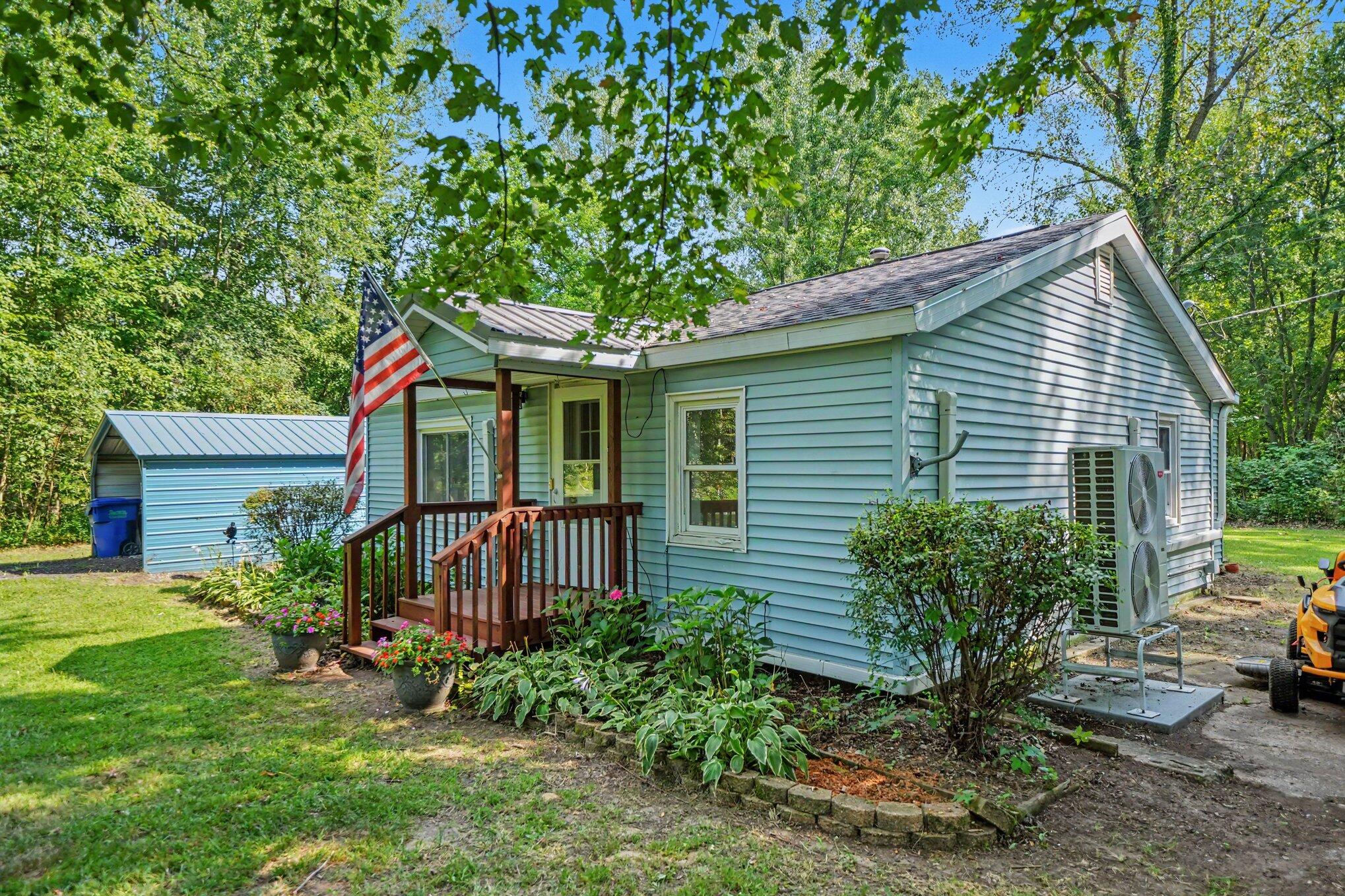 4650 Carmody Road Coloma MI 49038