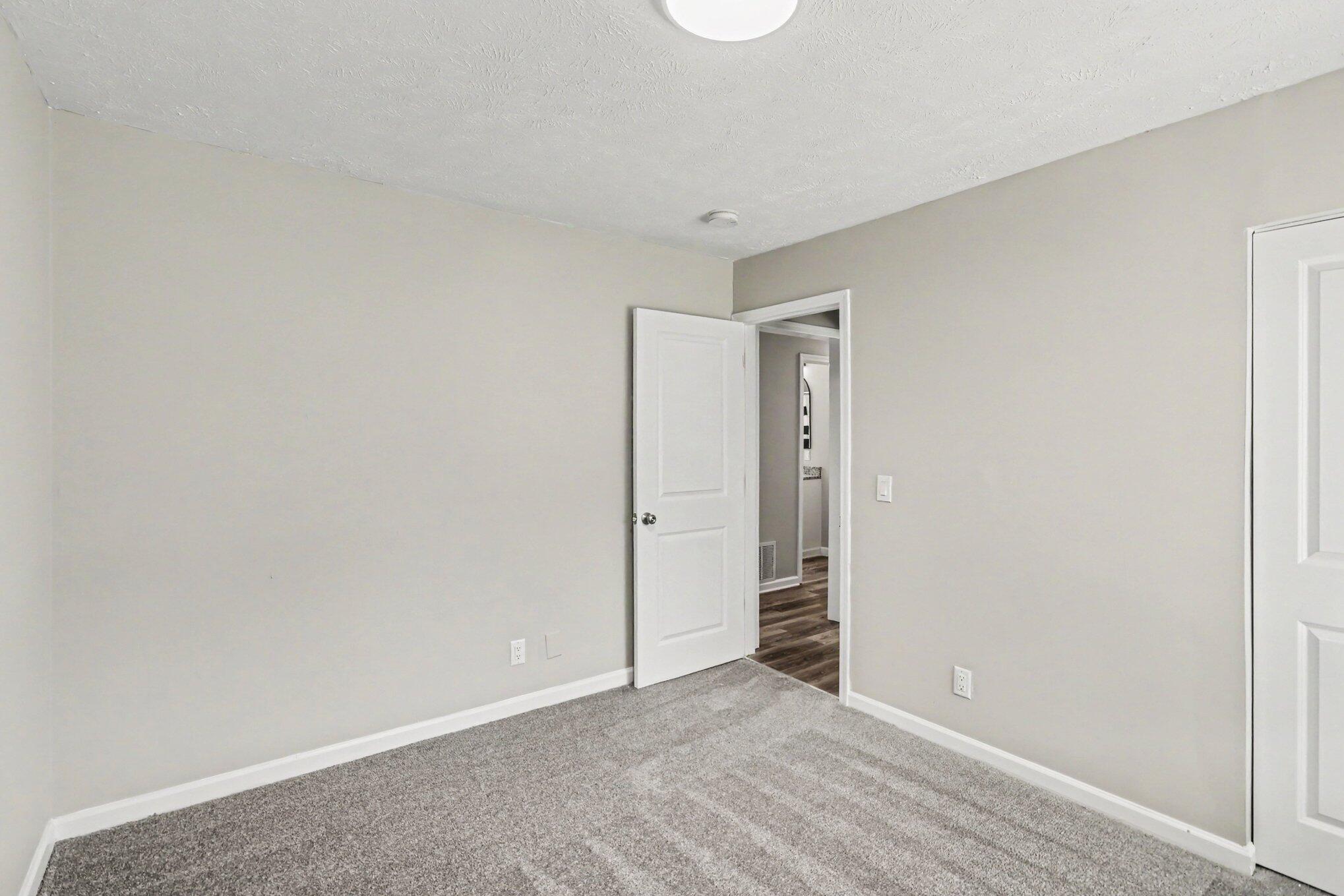 229 Sydelle Avenue Kalamazoo MI 49006