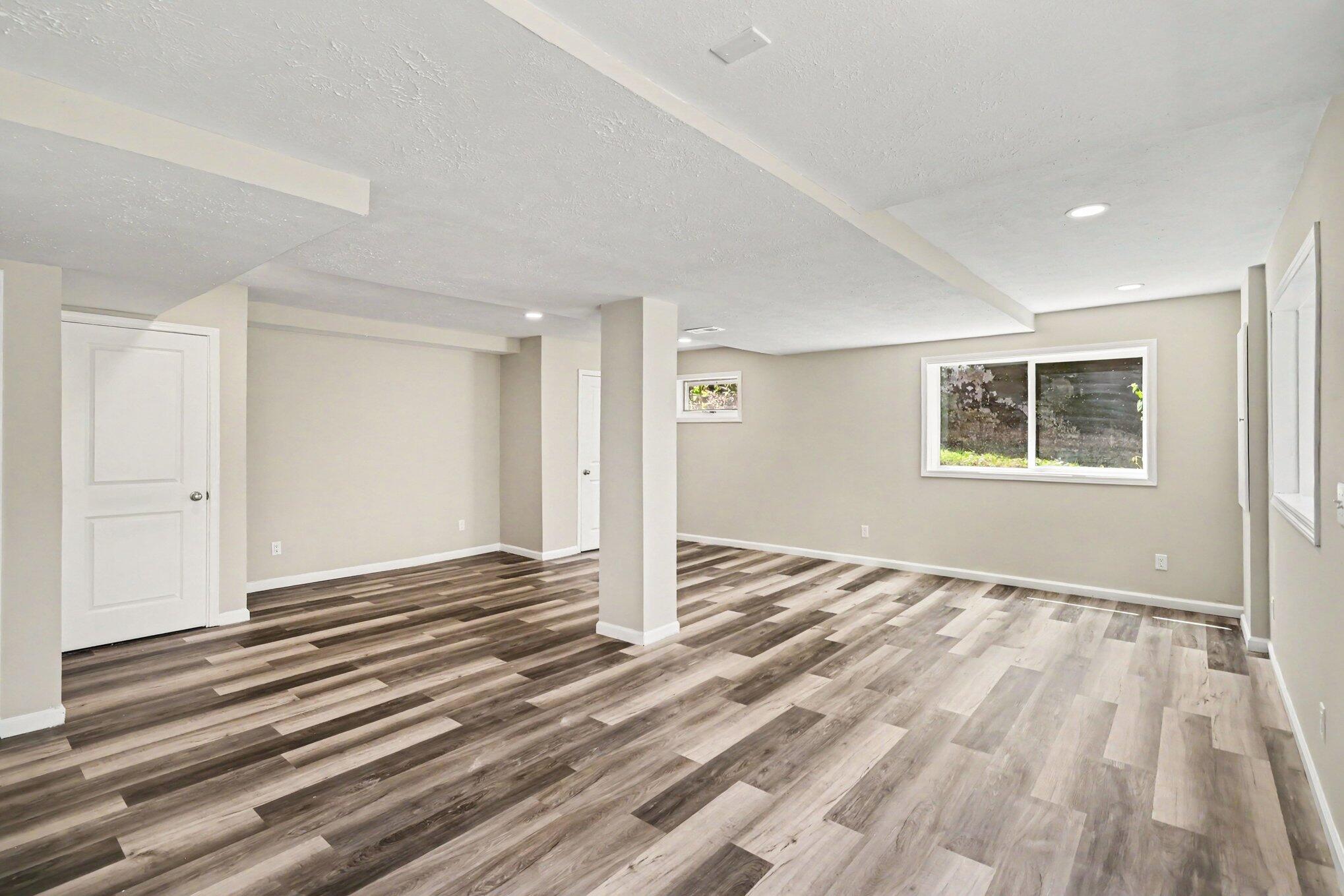 229 Sydelle Avenue Kalamazoo MI 49006