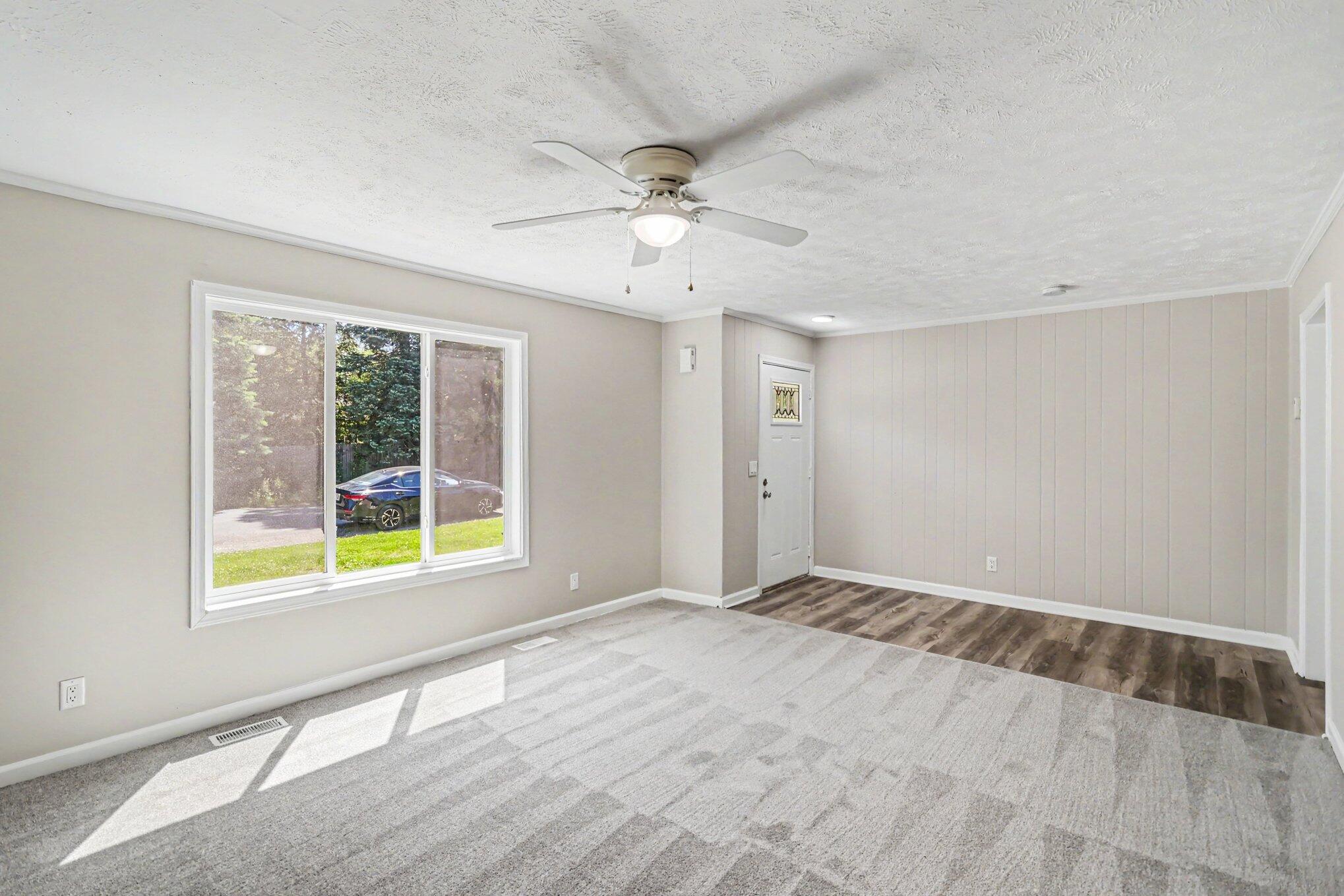 229 Sydelle Avenue Kalamazoo MI 49006