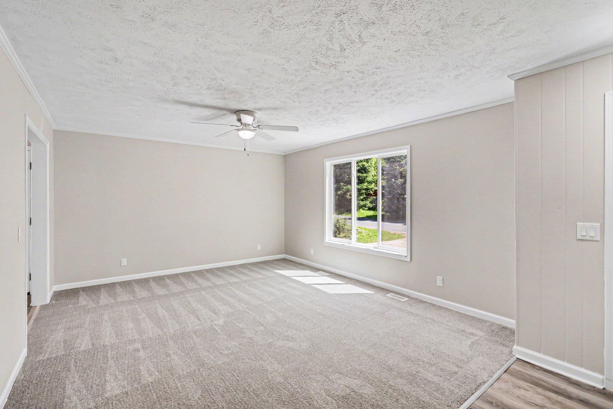 229 Sydelle Avenue Kalamazoo MI 49006