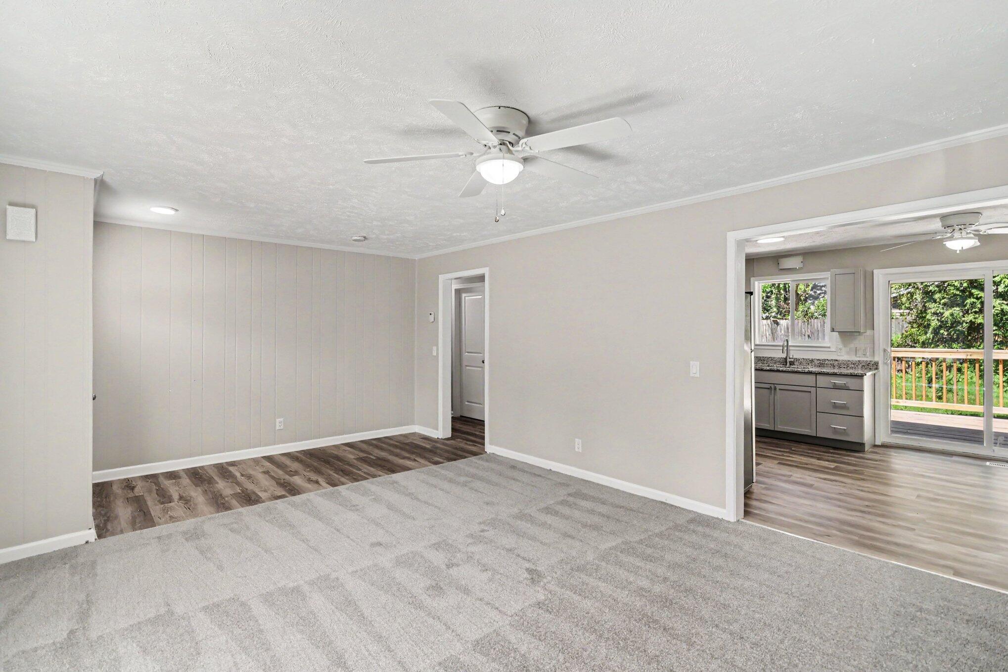 229 Sydelle Avenue Kalamazoo MI 49006