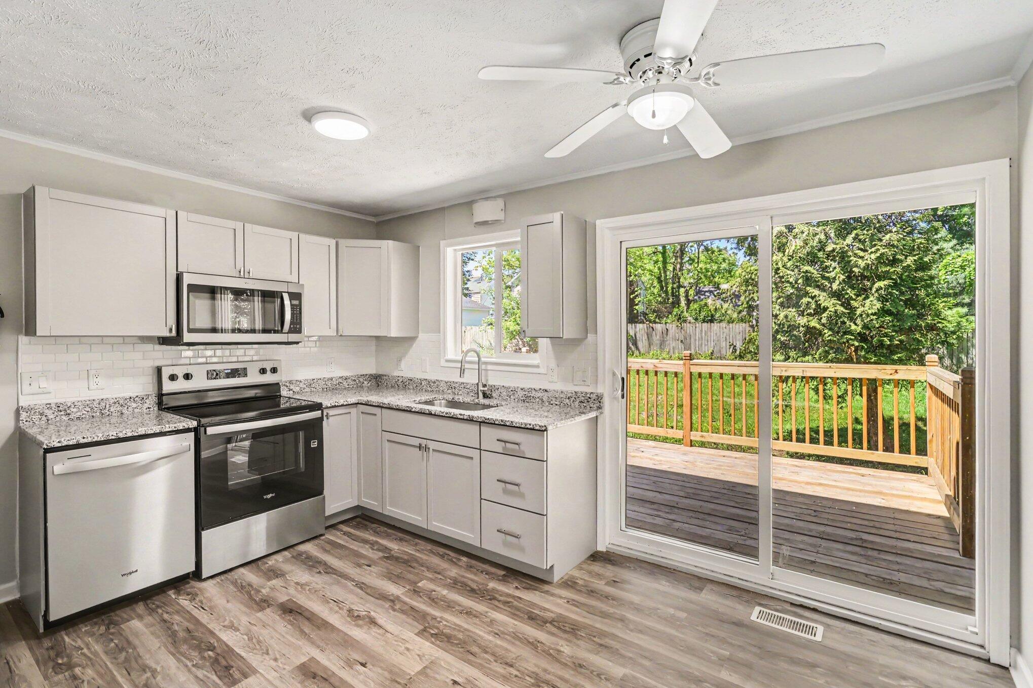229 Sydelle Avenue Kalamazoo MI 49006