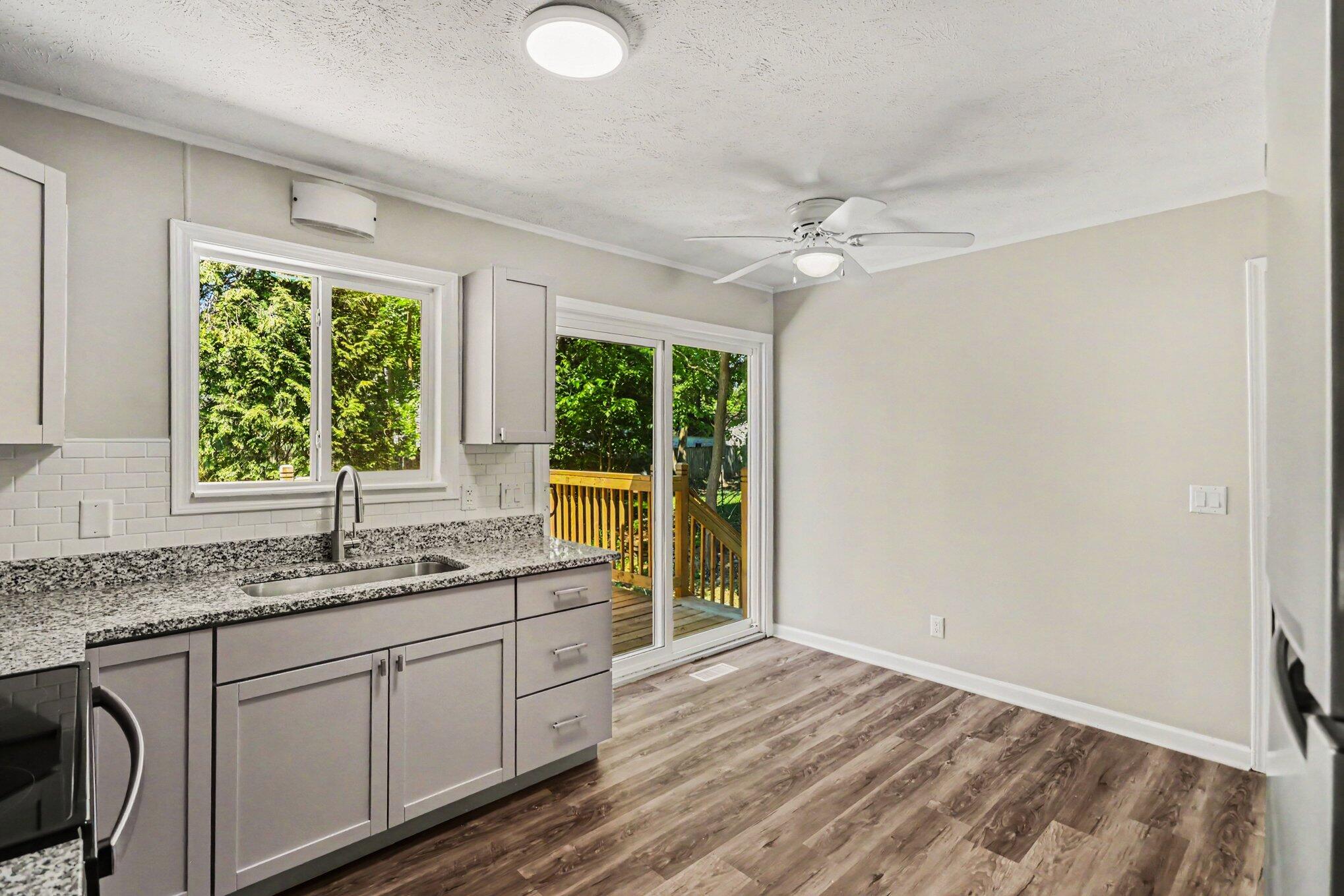 229 Sydelle Avenue Kalamazoo MI 49006
