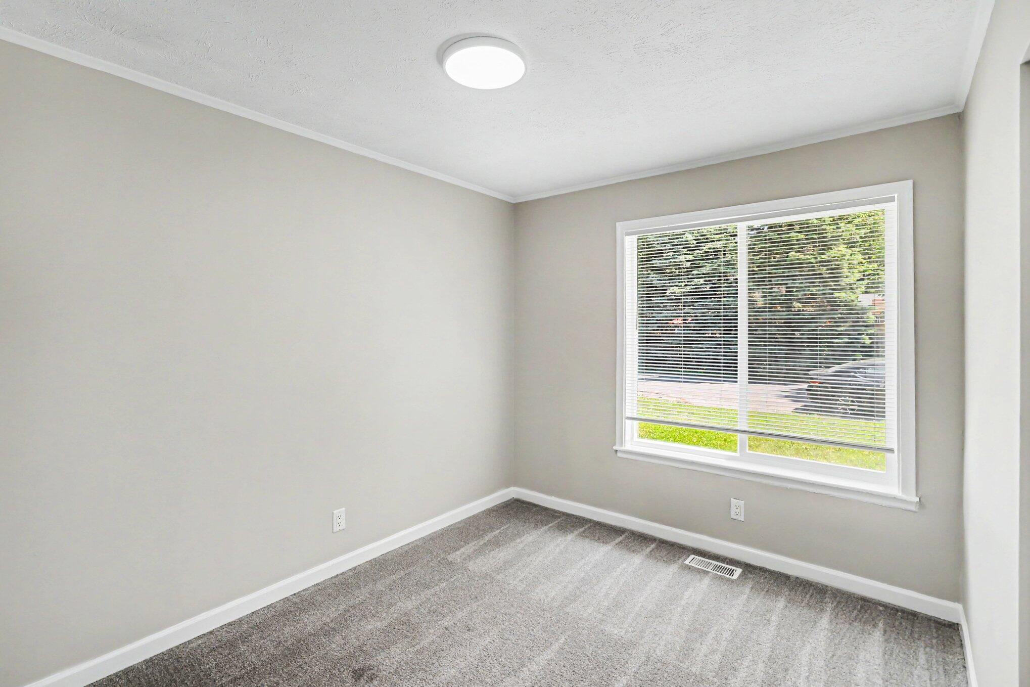 229 Sydelle Avenue Kalamazoo MI 49006