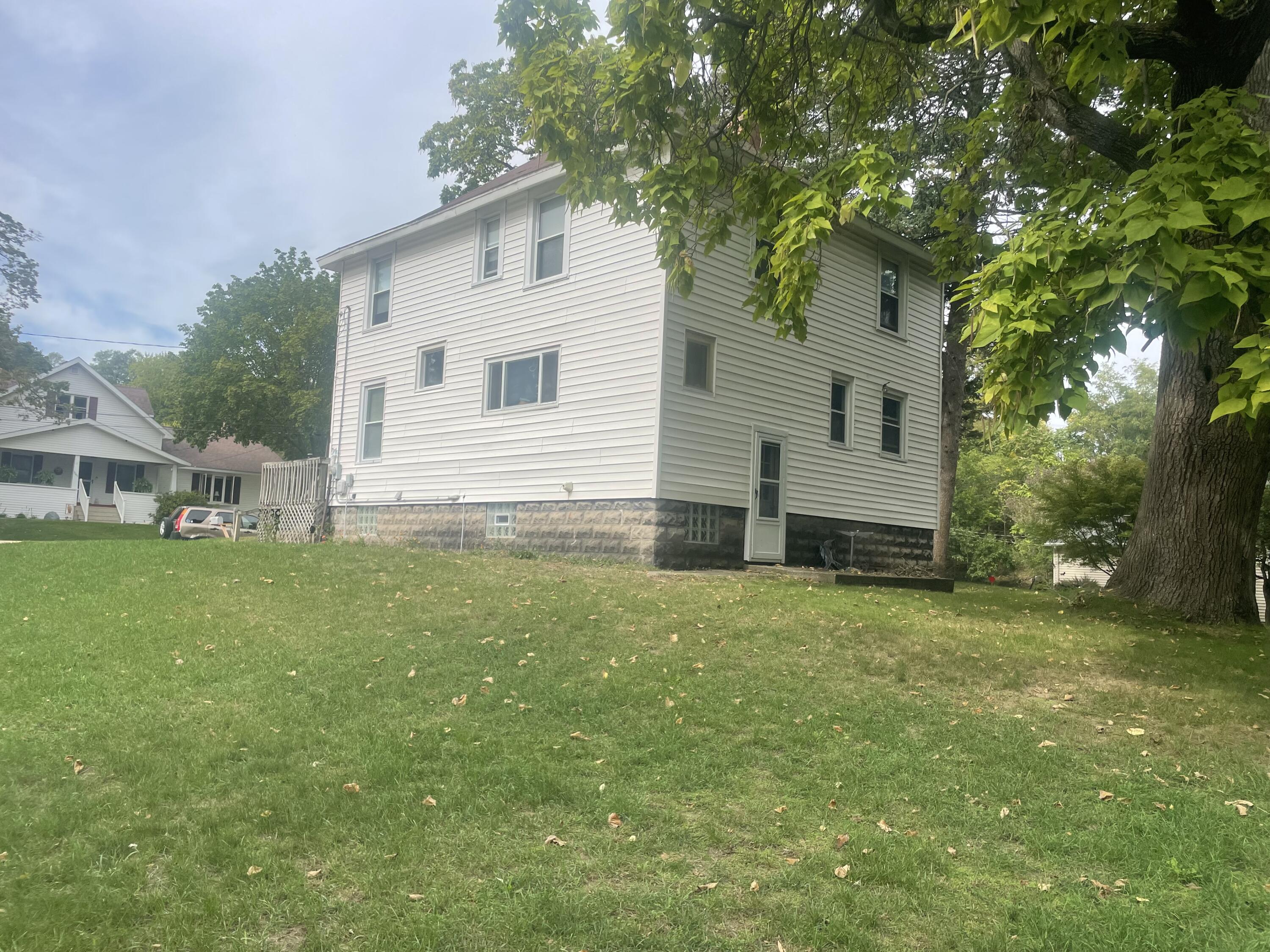 1130 Haines Avenue NW Grand Rapids MI 49504