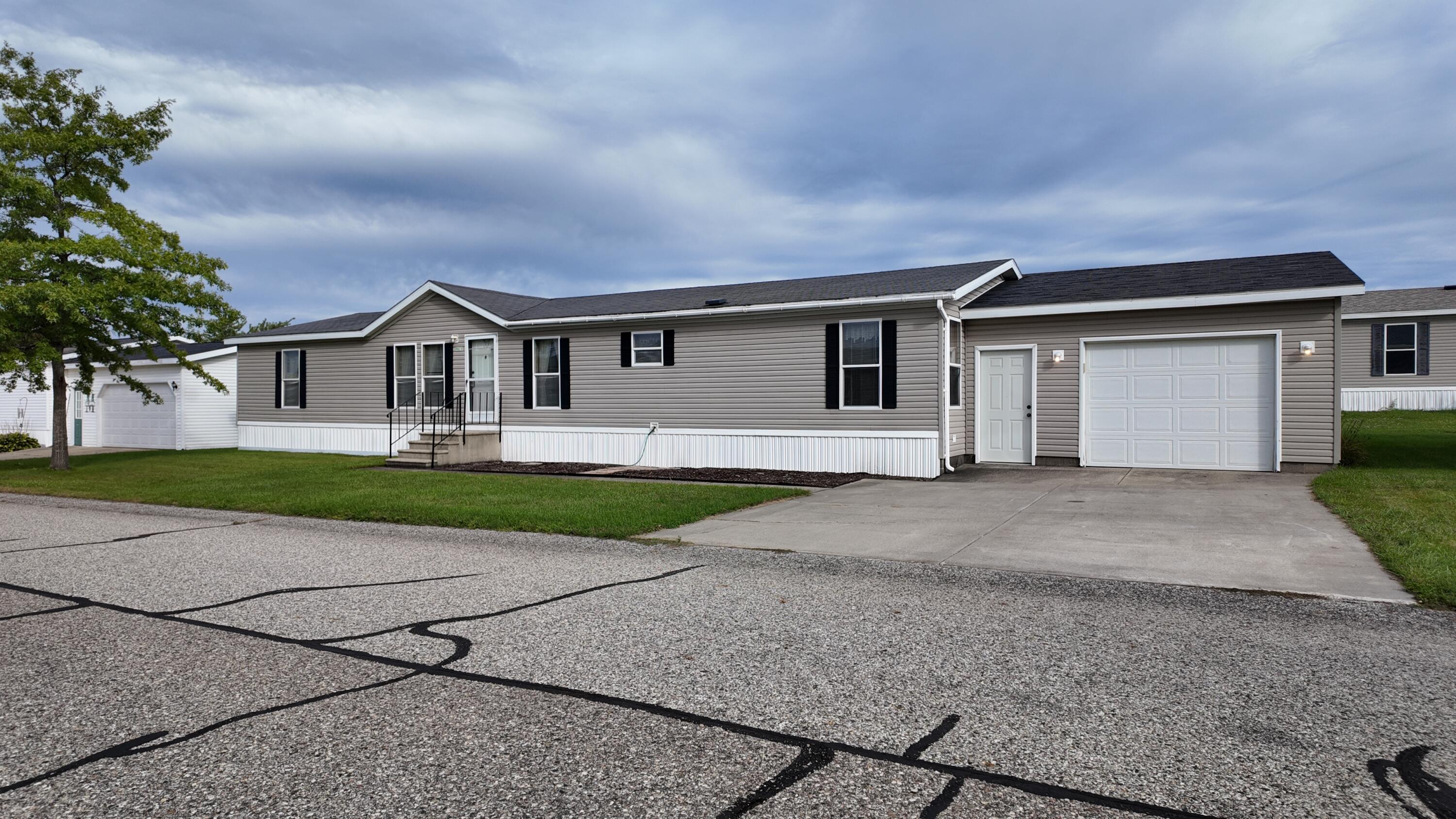 8603 Eagle Street Zeeland MI 49464