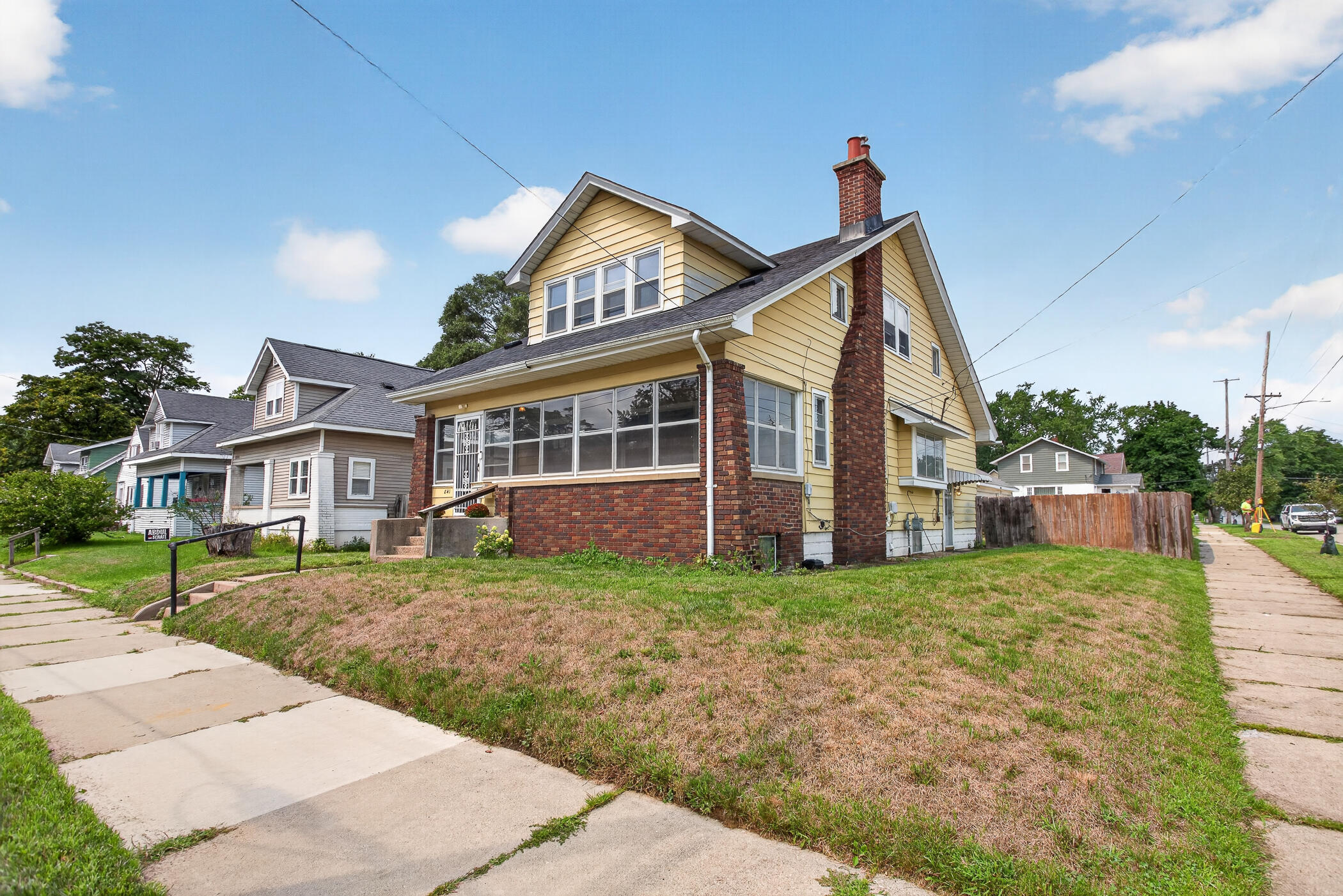 841 Adams Street SE Grand Rapids MI 49507