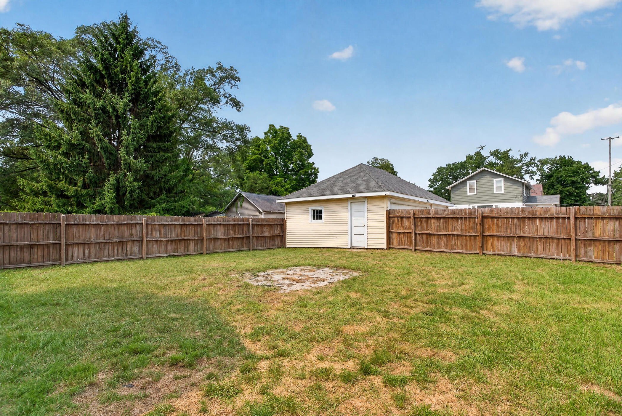 841 Adams Street SE Grand Rapids MI 49507