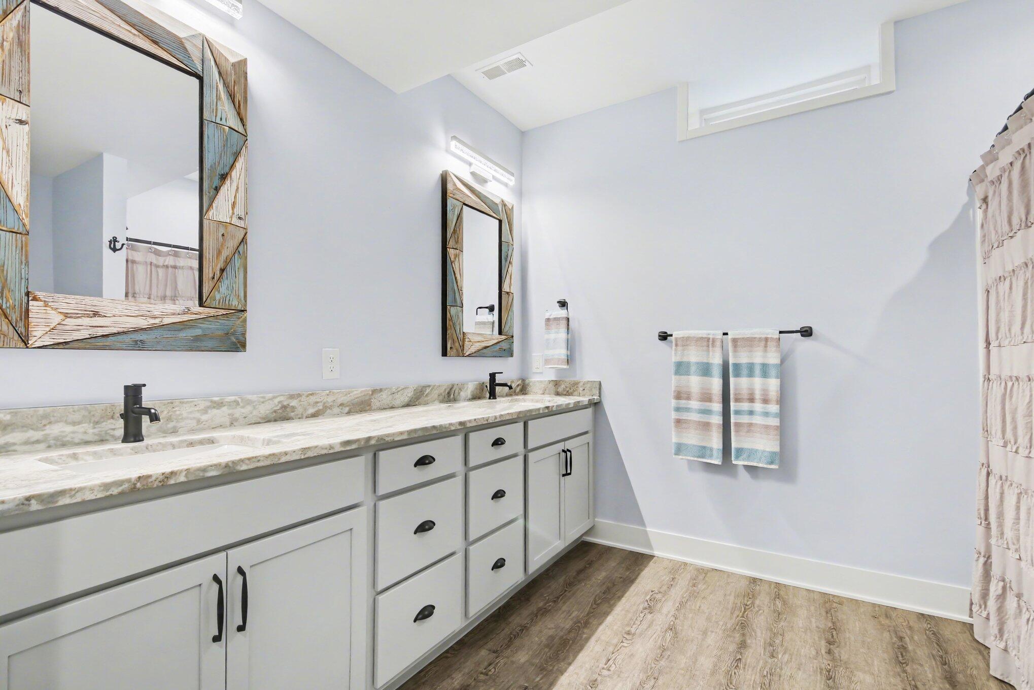 6747 Kitson Drive NE Rockford MI 49341