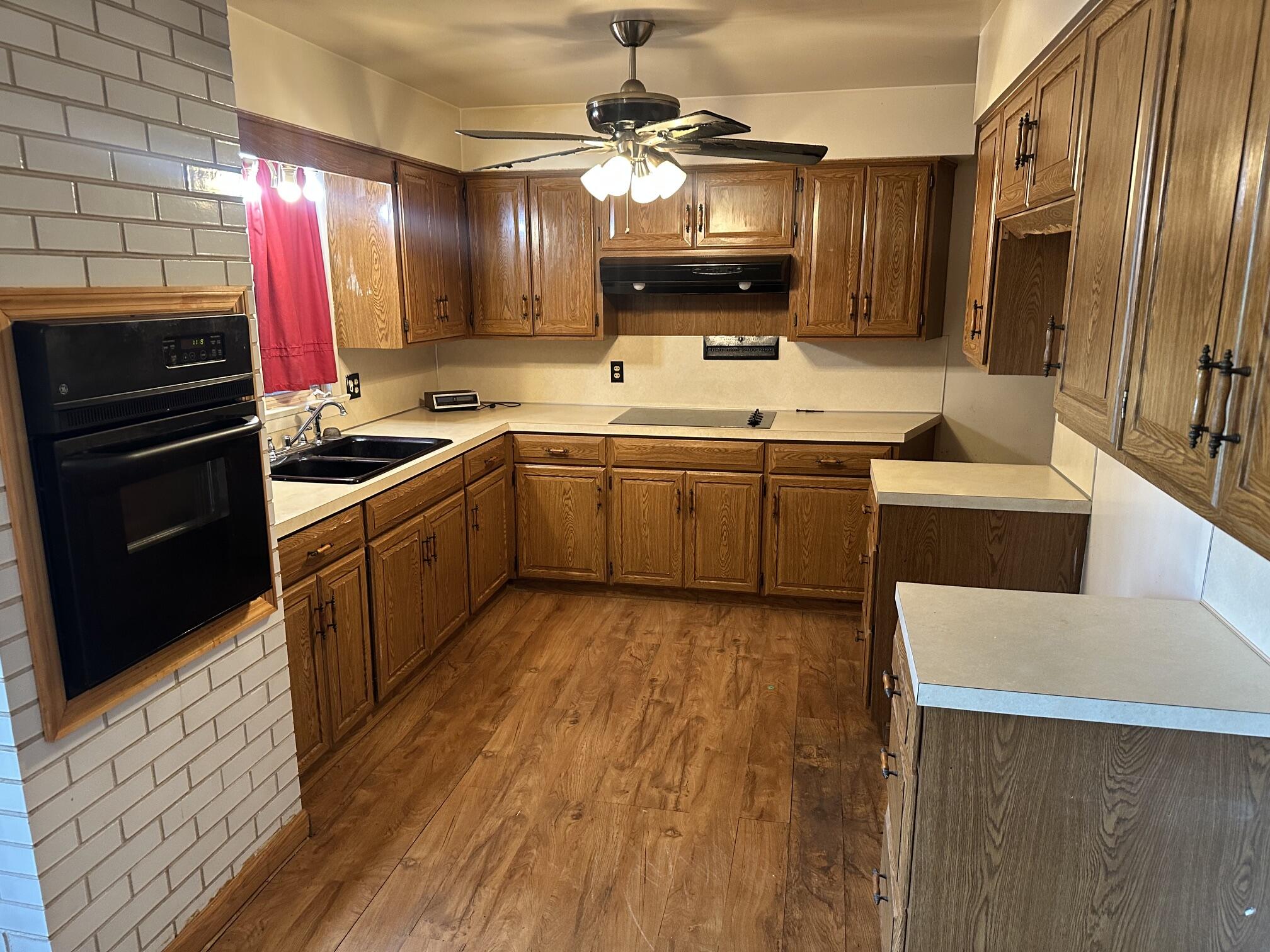 1749 Southland Drive Muskegon MI 49442