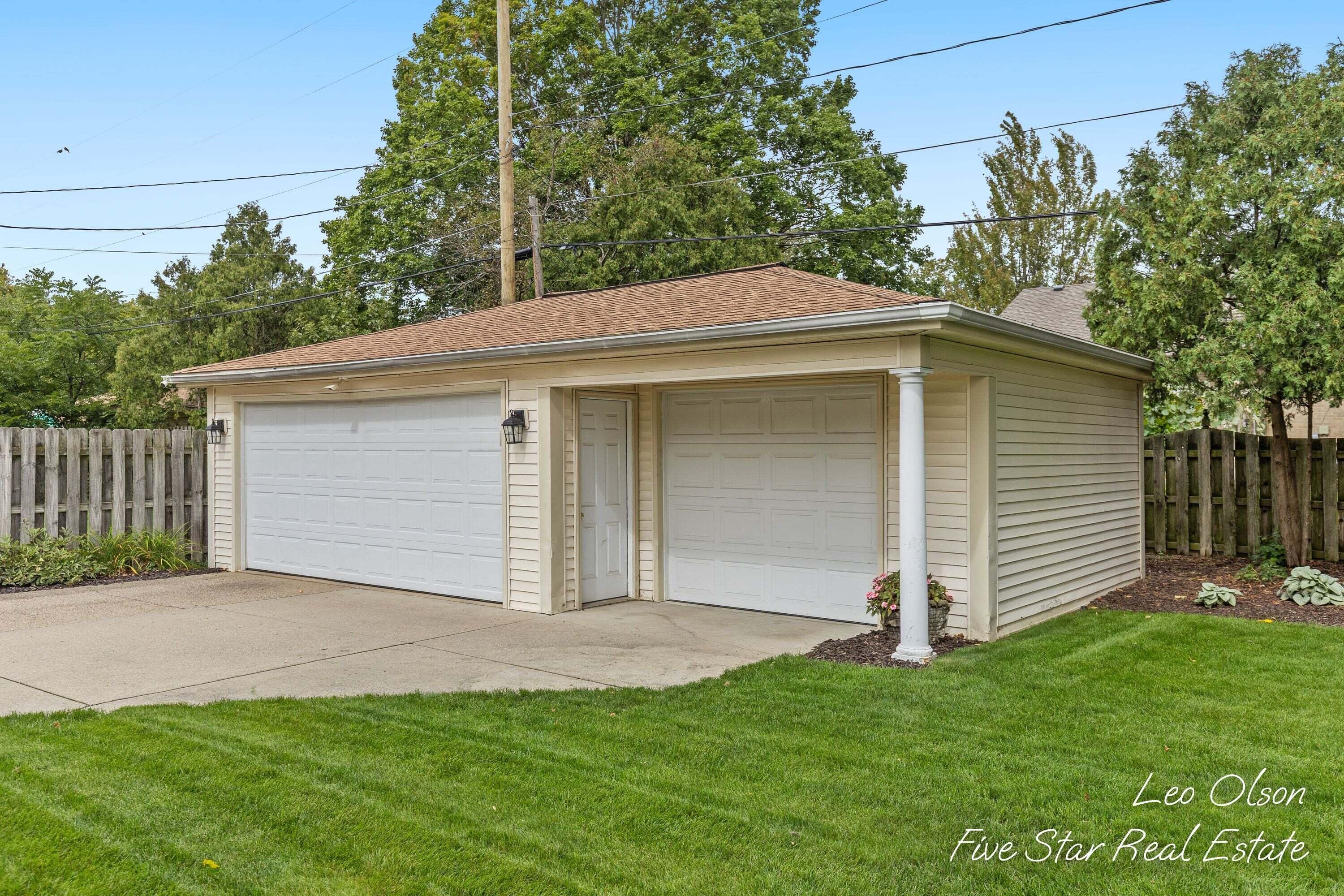 651 Reynard Street SE Grand Rapids MI 49507