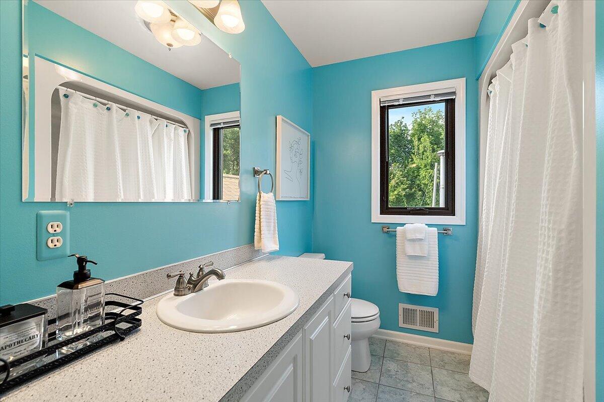 12211 8th Avenue NW Grand Rapids MI 49534