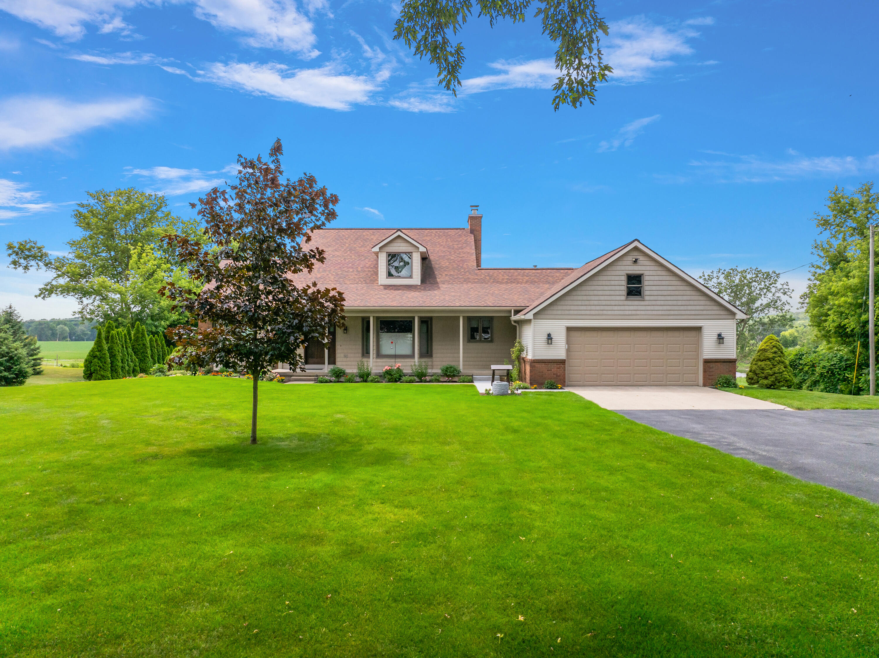 12211 8th Avenue NW Grand Rapids MI 49534