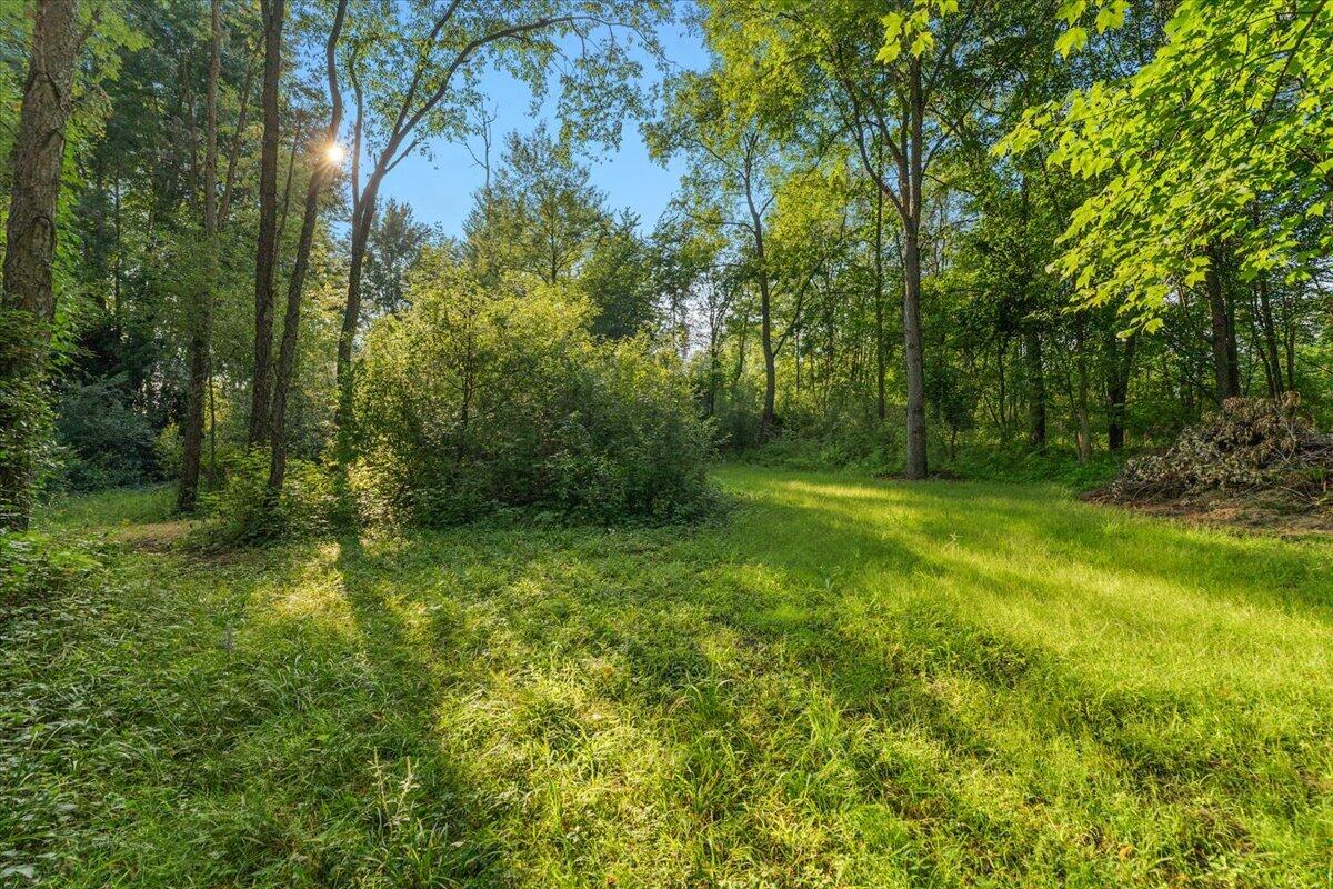 12211 8th Avenue NW Grand Rapids MI 49534