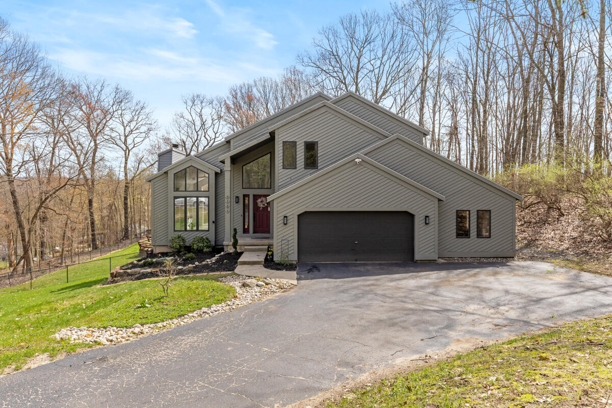 7721 Sun Quest Ridge Drive NE Ada MI 49301