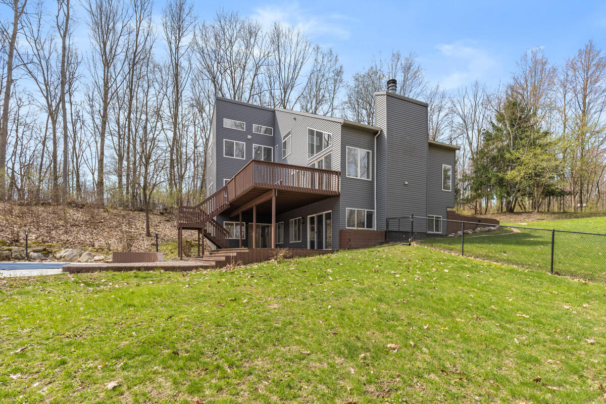 7721 Sun Quest Ridge Drive NE Ada MI 49301