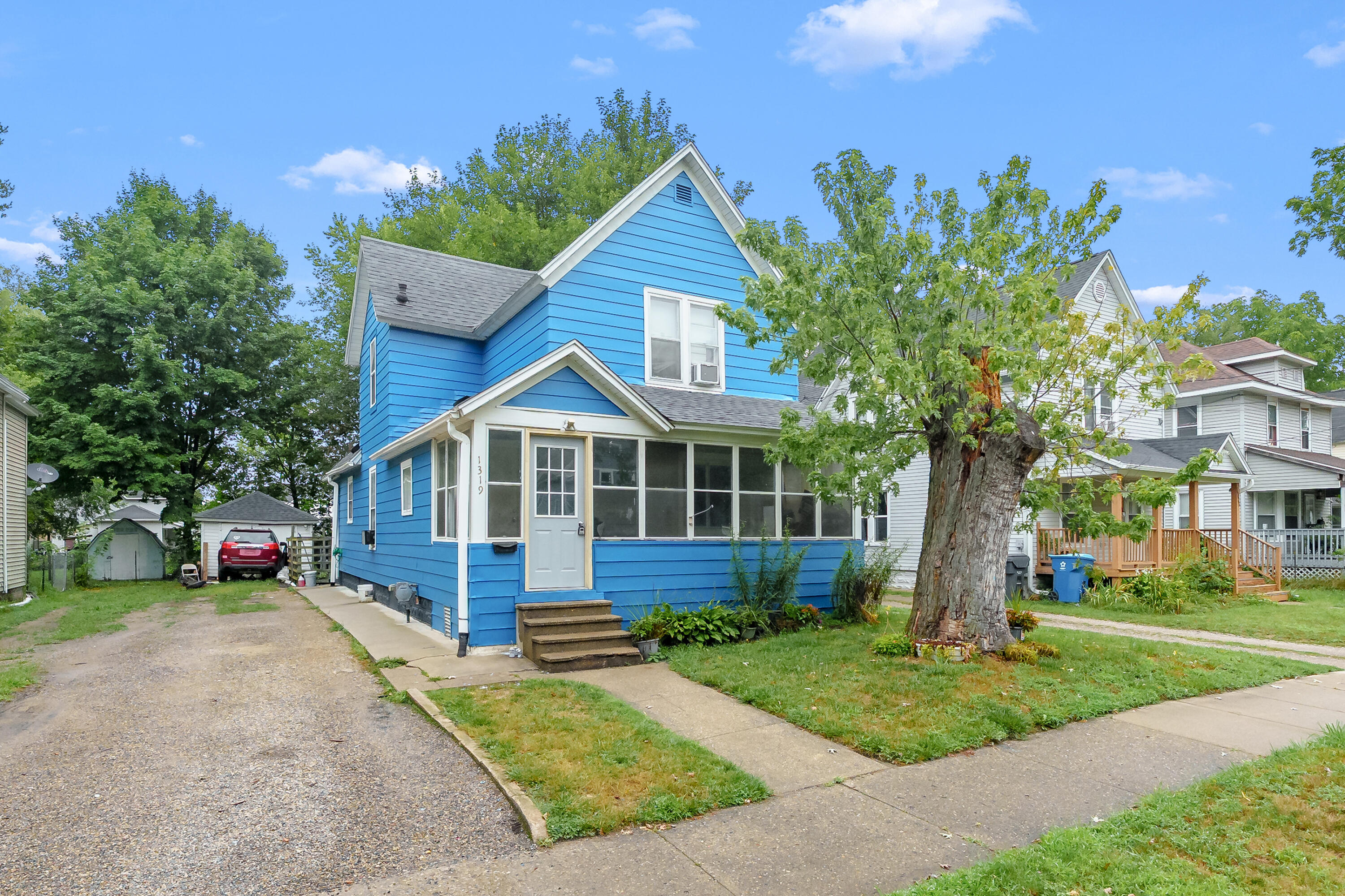 1319 Jackson Street Kalamazoo MI 49001
