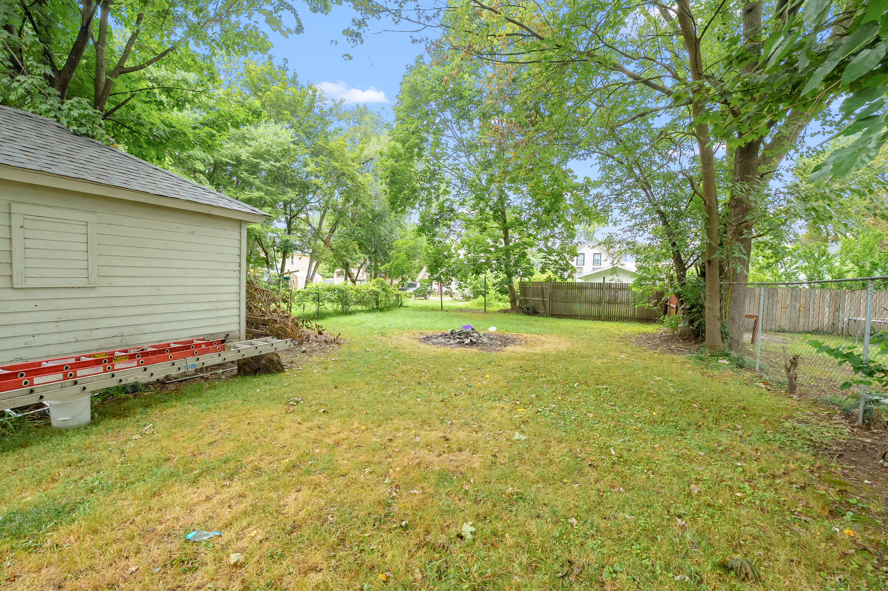 1319 Jackson Street Kalamazoo MI 49001
