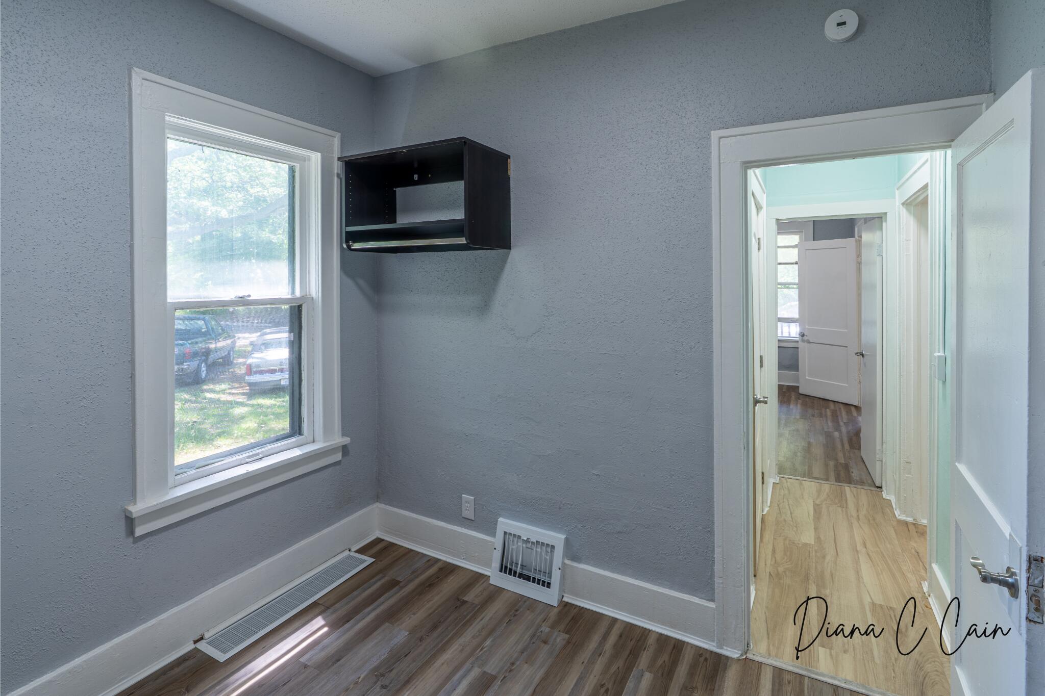 504 Mclaren Street Muskegon MI 49442