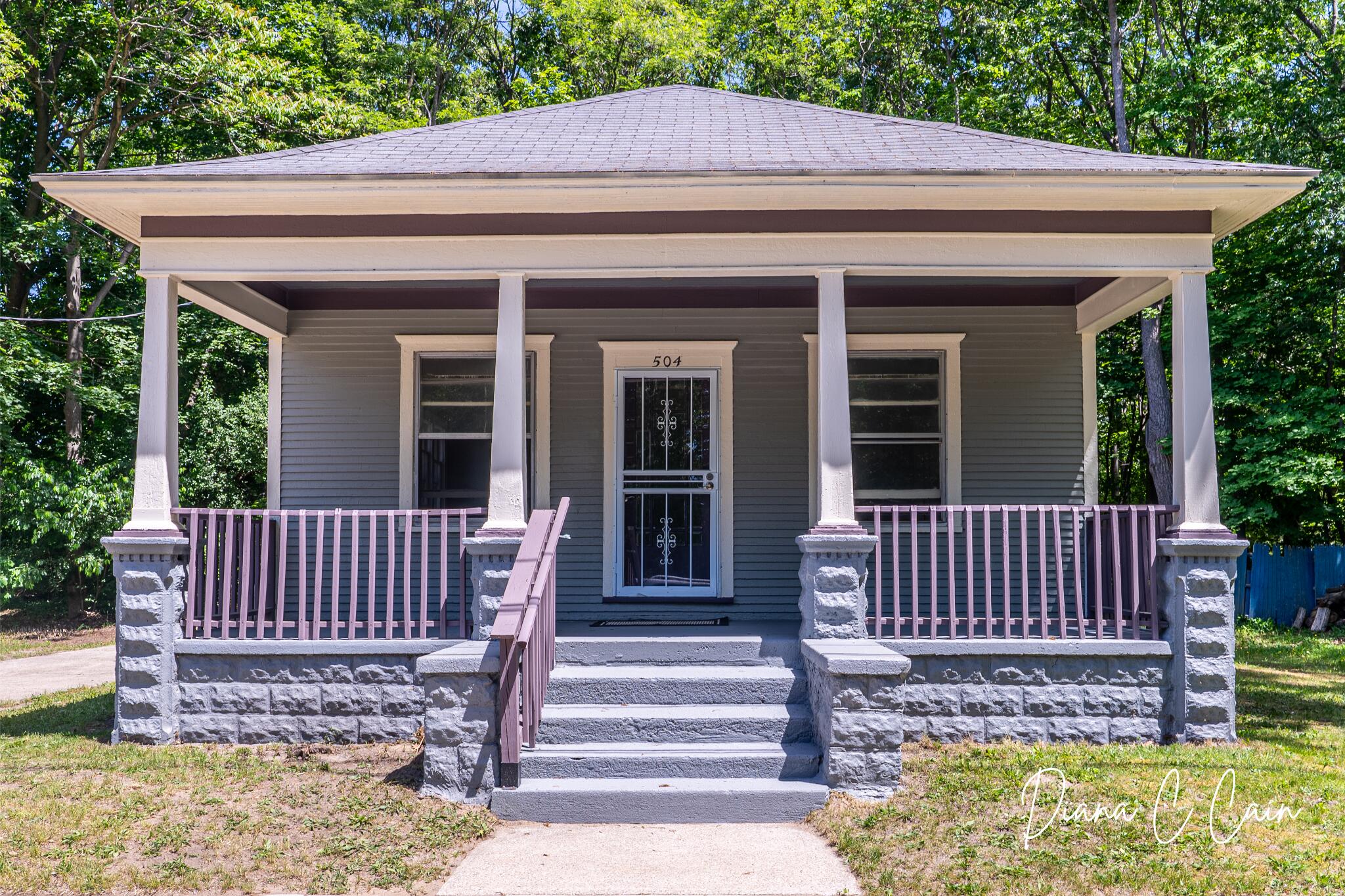 504 Mclaren Street Muskegon MI 49442