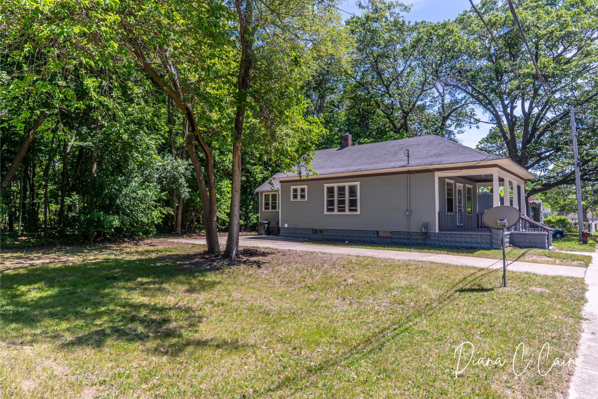 504 Mclaren Street Muskegon MI 49442