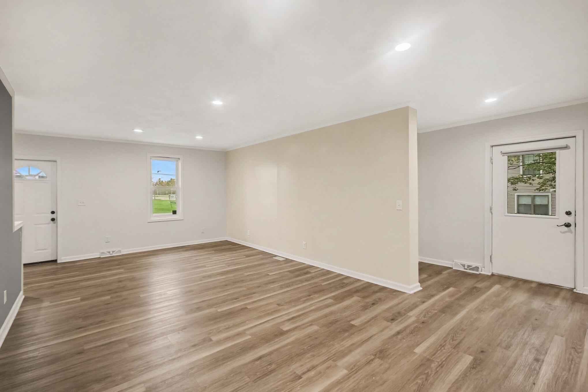 409 E 40th Street Holland MI 49423