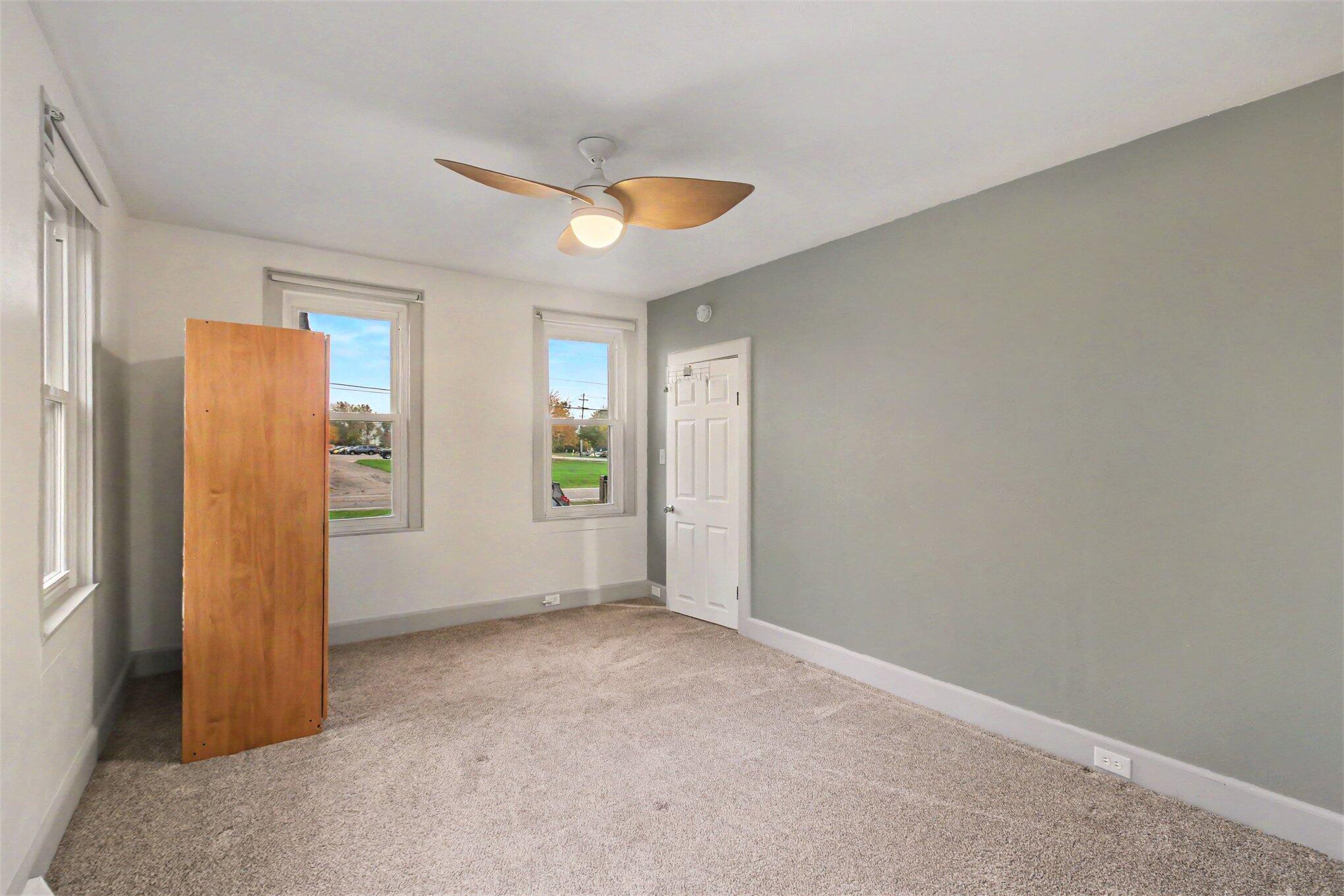 409 E 40th Street Holland MI 49423
