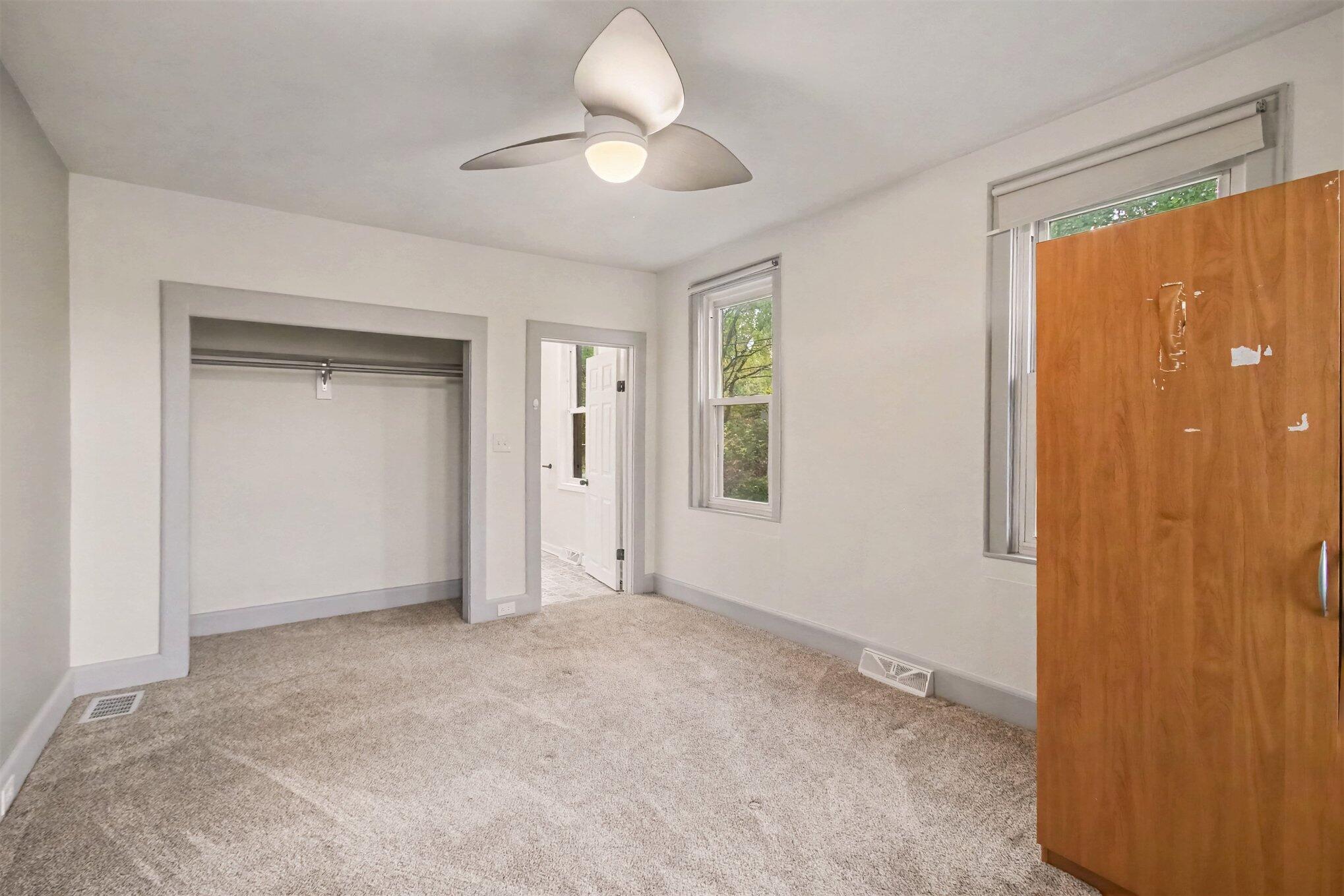 409 E 40th Street Holland MI 49423