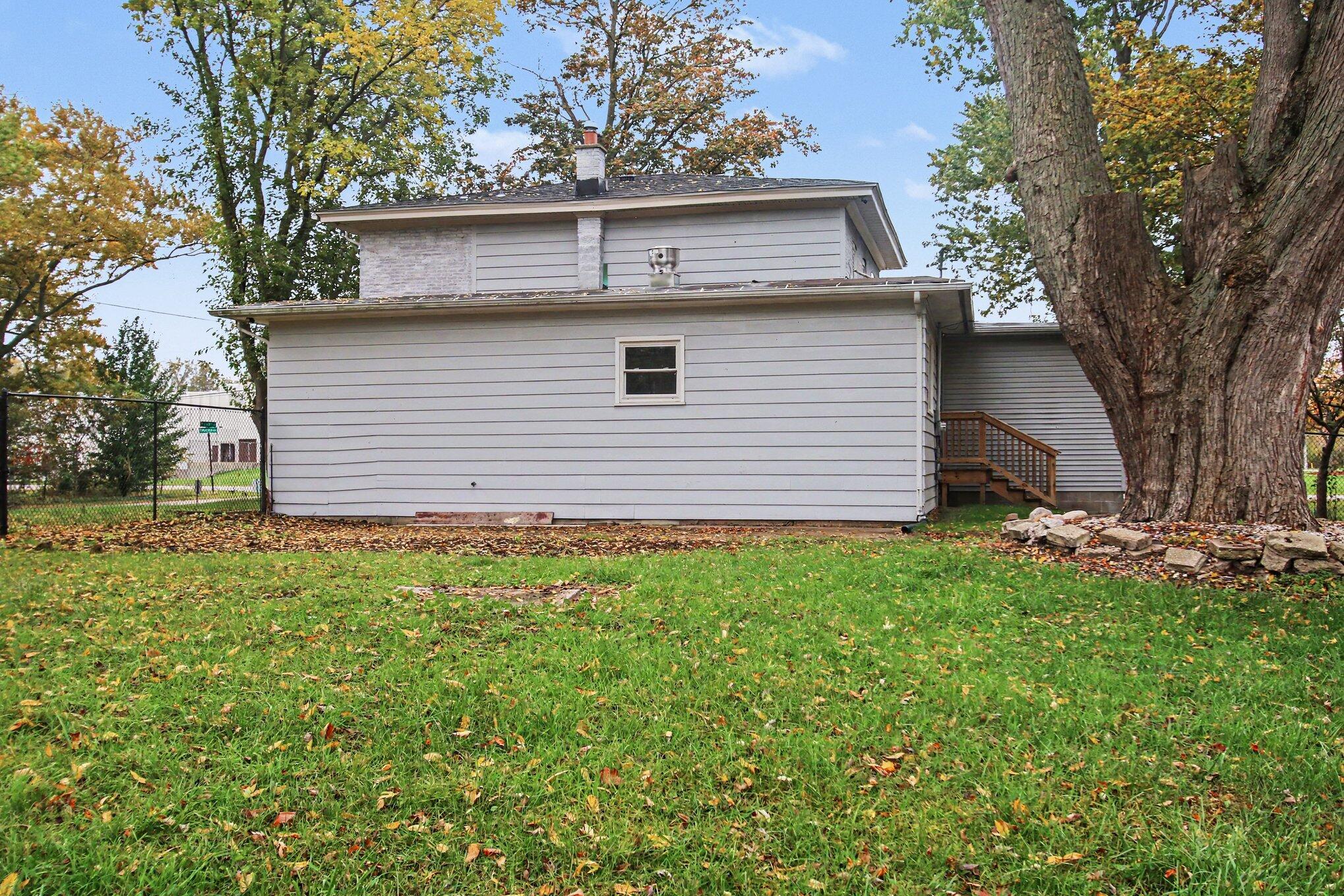 409 E 40th Street Holland MI 49423