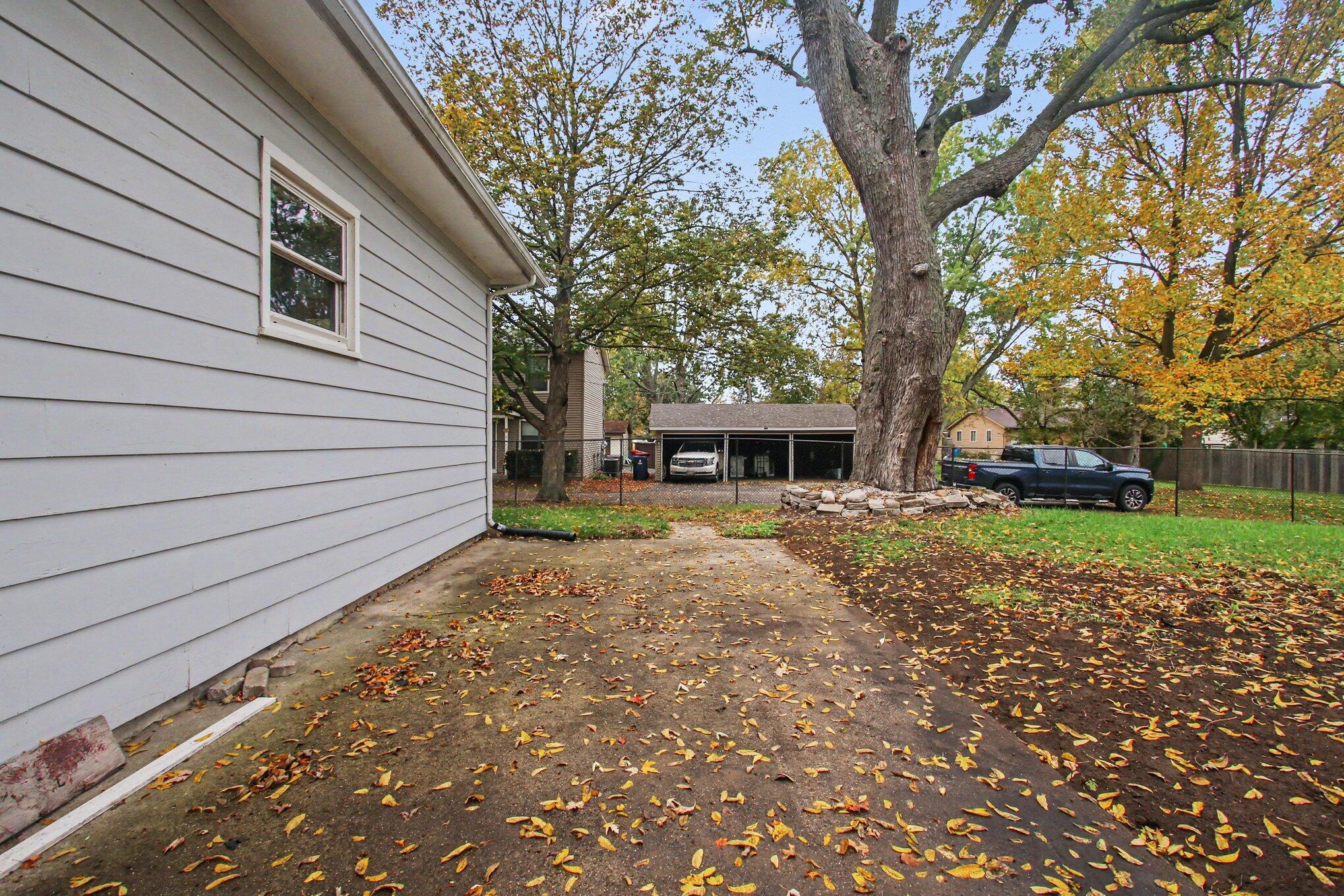 409 E 40th Street Holland MI 49423