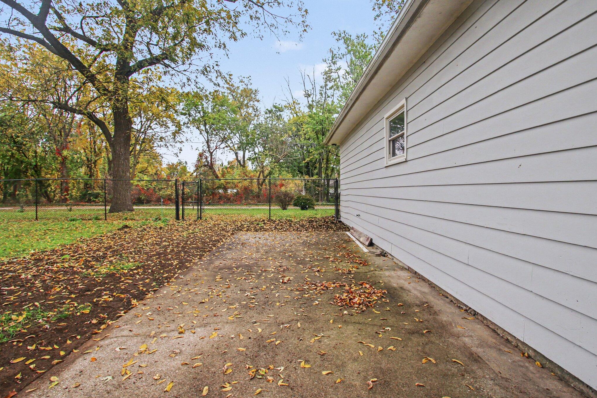 409 E 40th Street Holland MI 49423