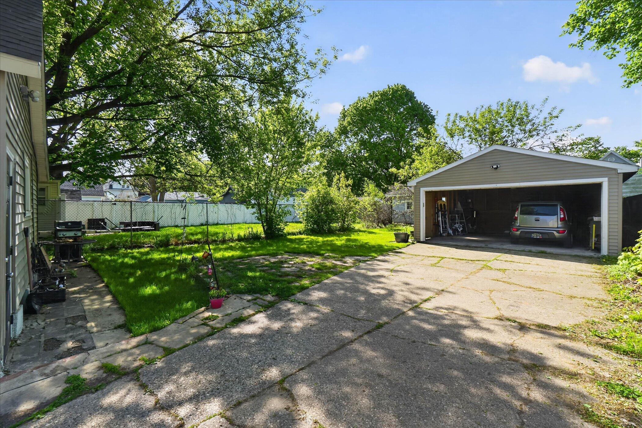 226 Ann Street NE Grand Rapids MI 49505