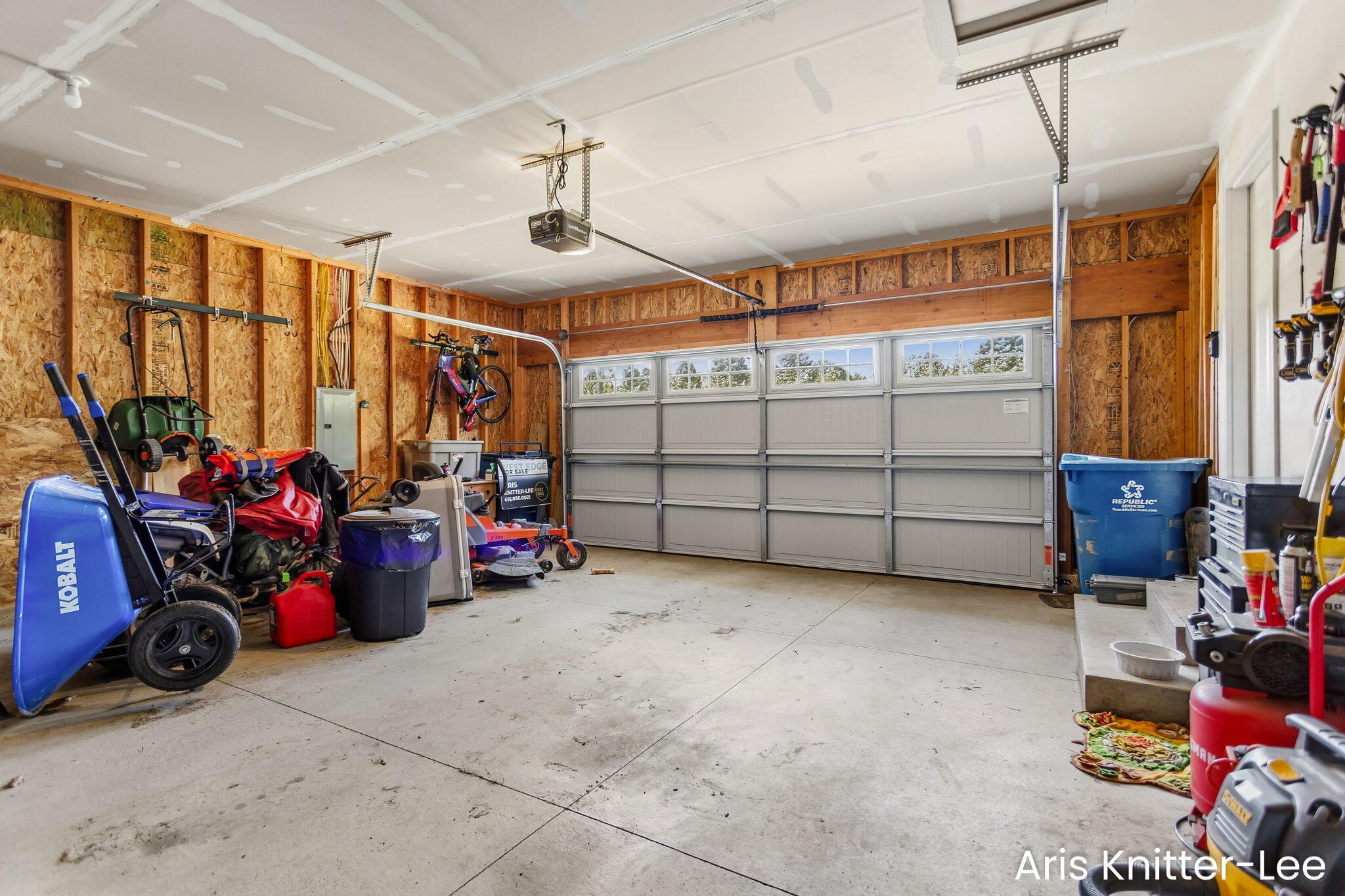 2183 Walking Horse Lane Allegan MI 49010