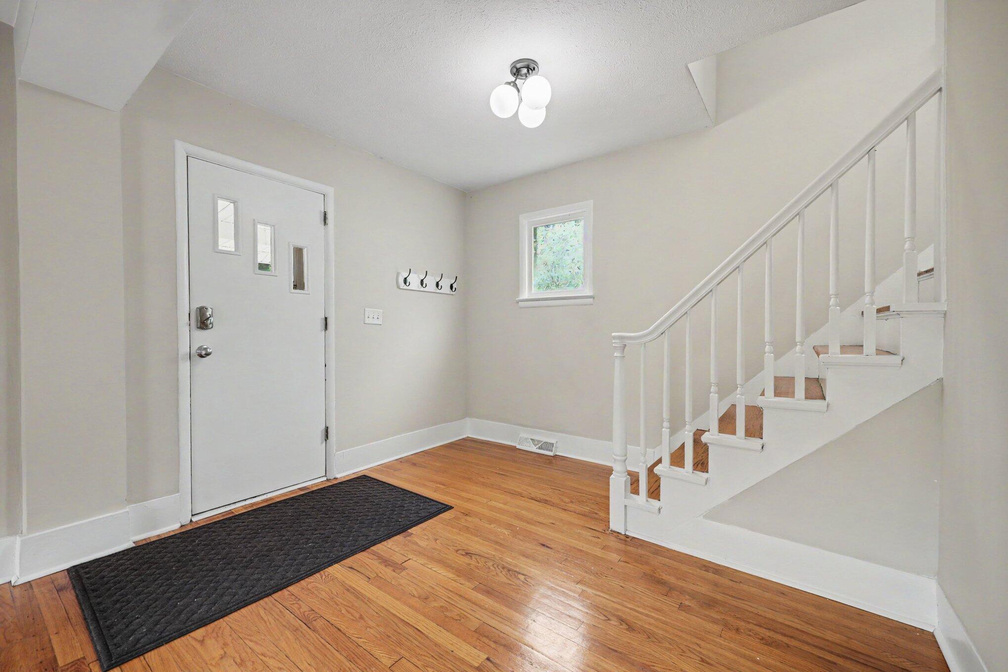 1012 Powers Avenue NW Grand Rapids MI 49504
