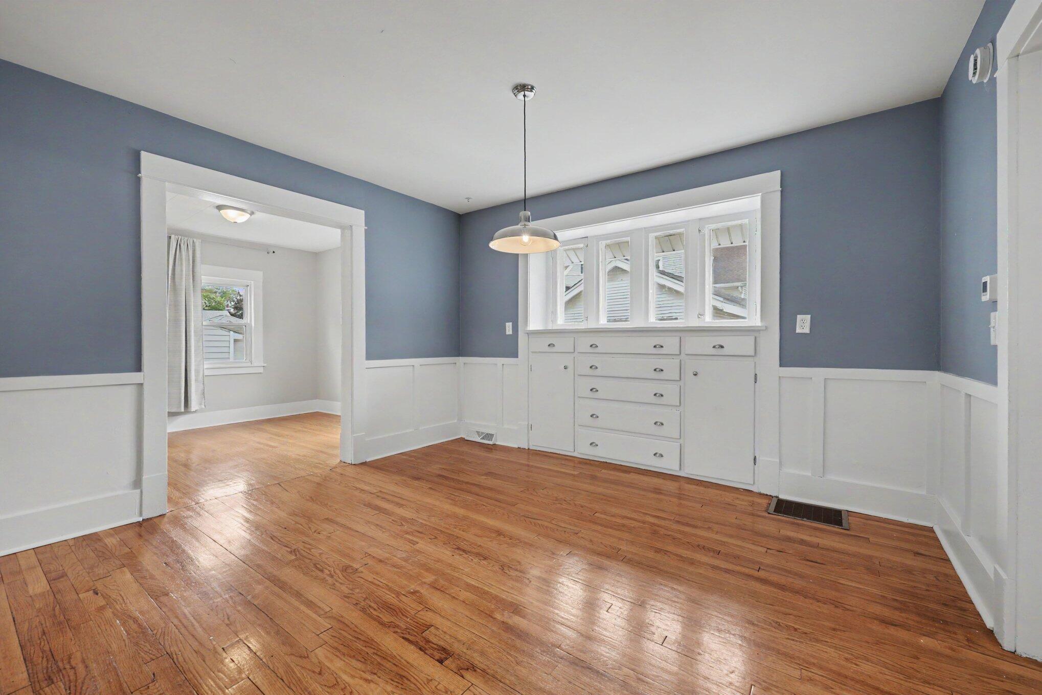 1012 Powers Avenue NW Grand Rapids MI 49504